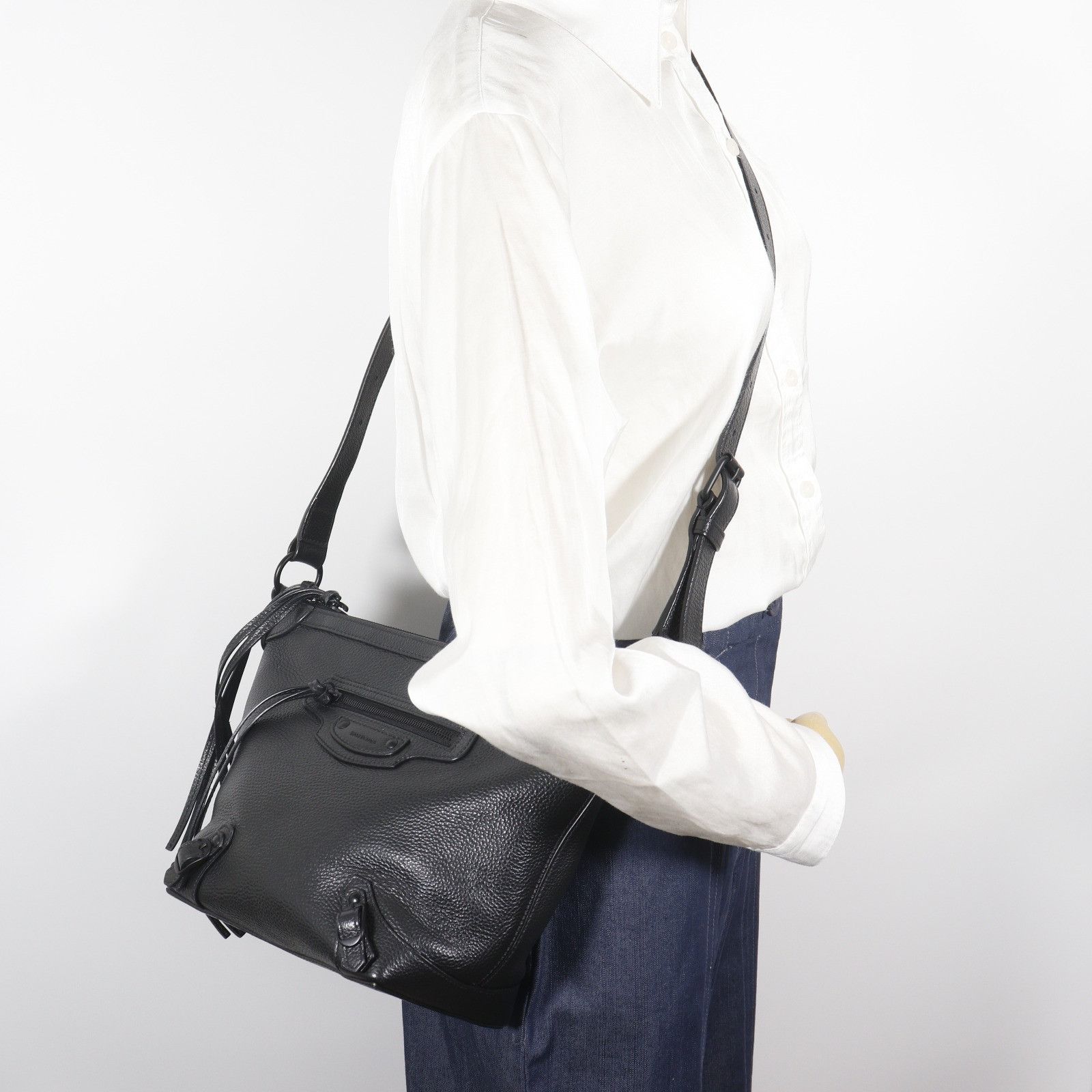 Balenciaga Balenciaga Balenciaga Neo Classic Hobo Calf Shoulder Bag Leather Shoulder Bag 689946 DUTY FREE for USA Size ONE SIZE - 16 Thumbnail
