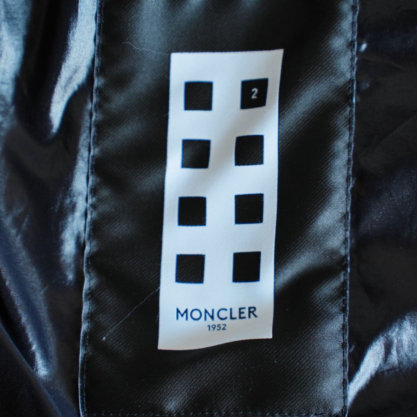 Moncler Moncler Down Black Down Jacket M Women Size M / US 6-8 / IT 42-44 - 5 Thumbnail