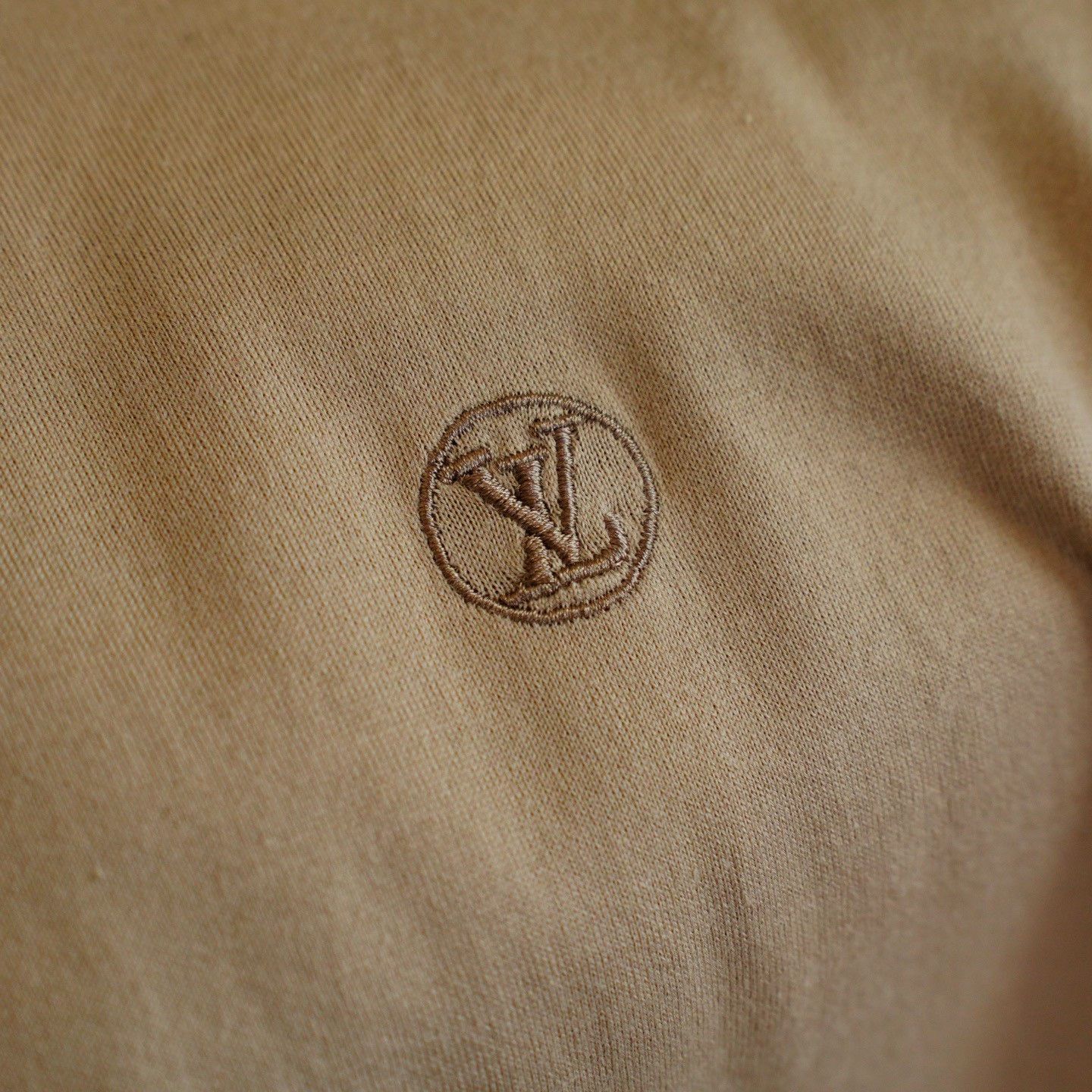 Louis Vuitton Louis Vuitton Retro Embroidered Brown T-Shirt L Women Size L / US 10 / IT 46 - 5 Thumbnail