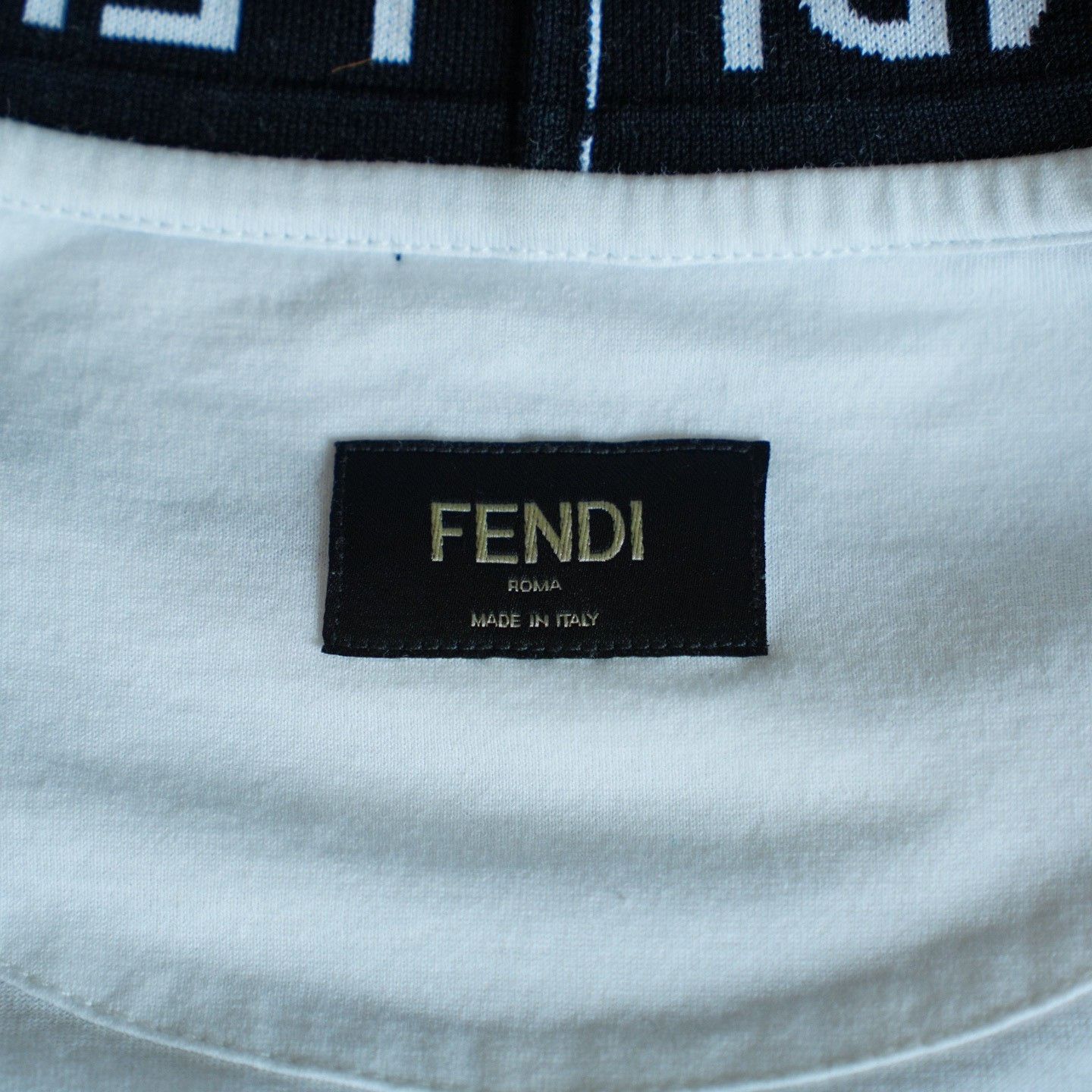 Fendi Fendi Knit White T-Shirt l Men Size US L / EU 52-54 / 3 - 3 Thumbnail