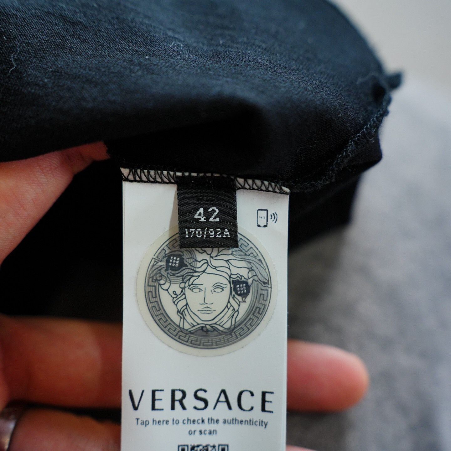 Versace Versace Black T-Shirt it_42 Women Size M / US 6-8 / IT 42-44 - 3 Thumbnail