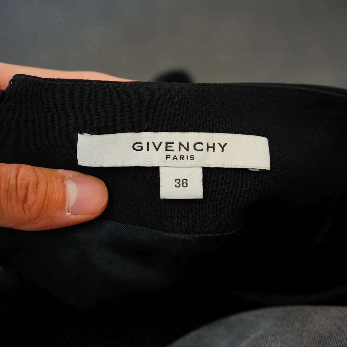 Givenchy Givenchy Formal Black Pants 36 Women Size 36" / US 14 / IT 50 - 5 Thumbnail