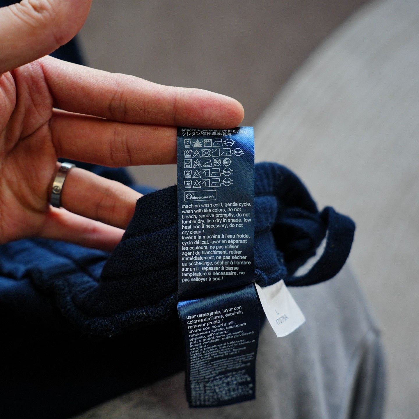 Tommy Hilfiger Tommy Hilfiger Blue Casual Pants 32 Men Size US 32 / EU 48 - 8 Thumbnail