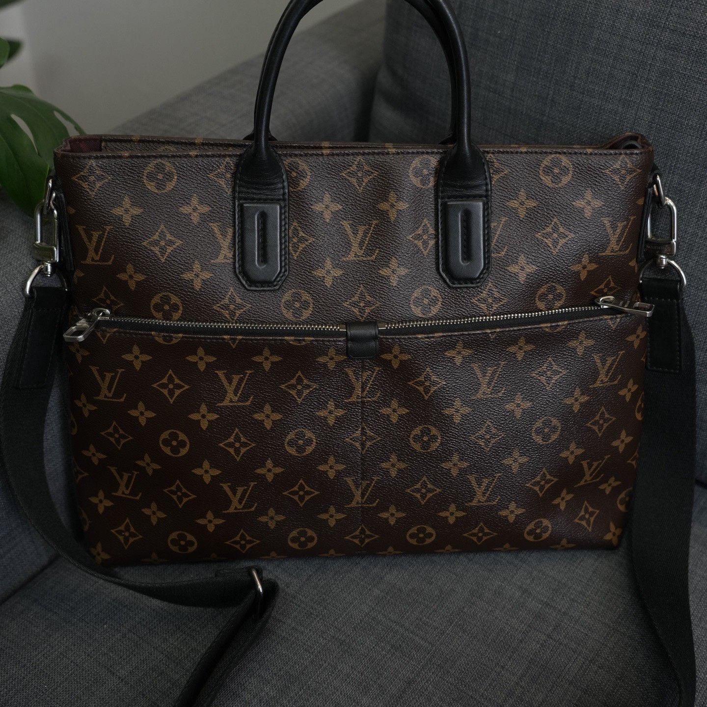 Louis Vuitton Louis Vuitton Bag one size Men Size ONE SIZE - 2 Thumbnail