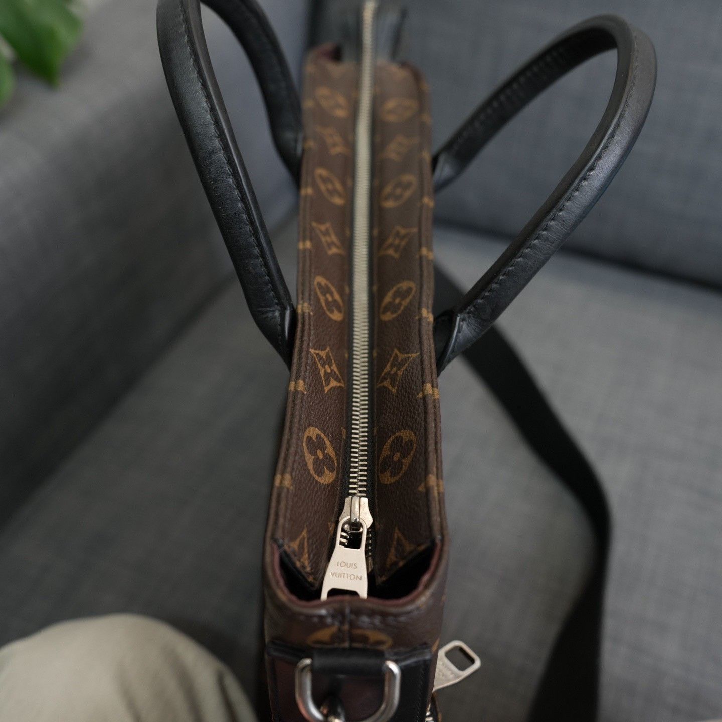 Louis Vuitton Louis Vuitton Bag one size Men Size ONE SIZE - 6 Thumbnail