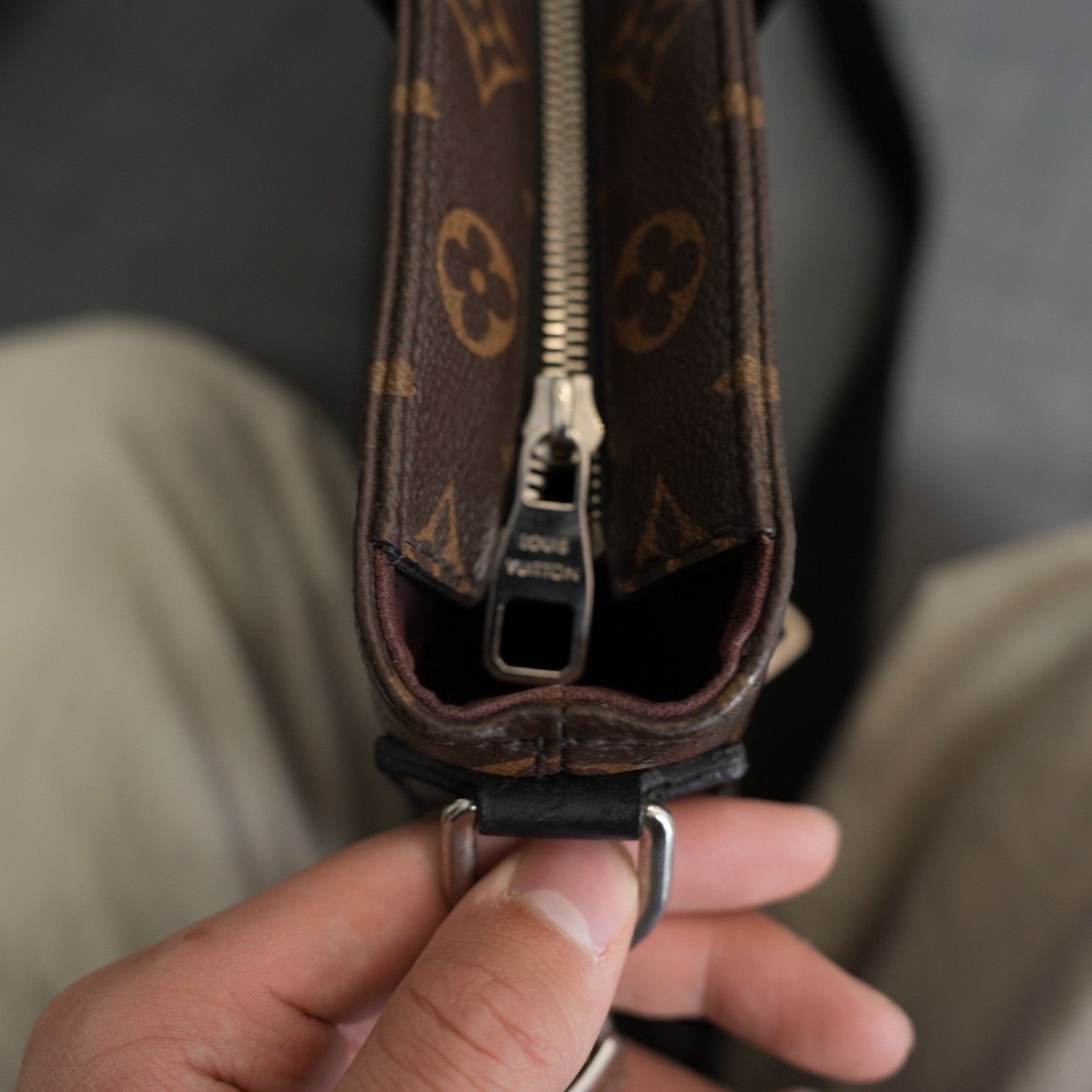 Louis Vuitton Louis Vuitton Bag one size Men Size ONE SIZE - 7 Thumbnail