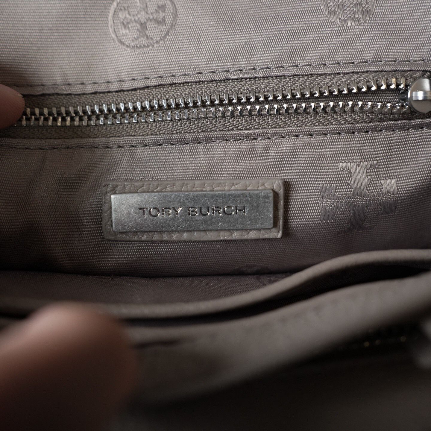 Tory Burch Tory Burch Leather Gray Shoulder Bag OS Women Size ONE SIZE - 5 Thumbnail