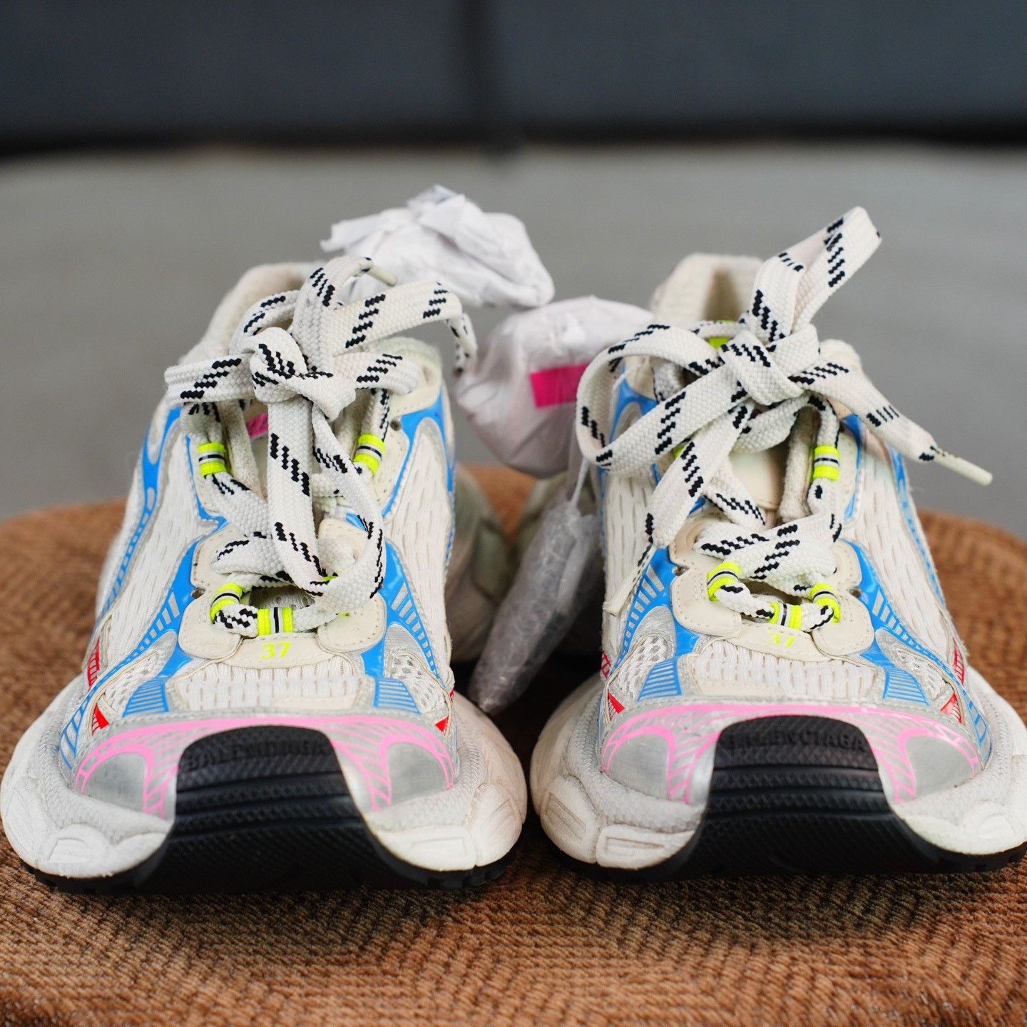 Balenciaga Balenciaga Blue Lowtop Sneakers us_7 Women Size US 7 / IT 37 - 3 Thumbnail