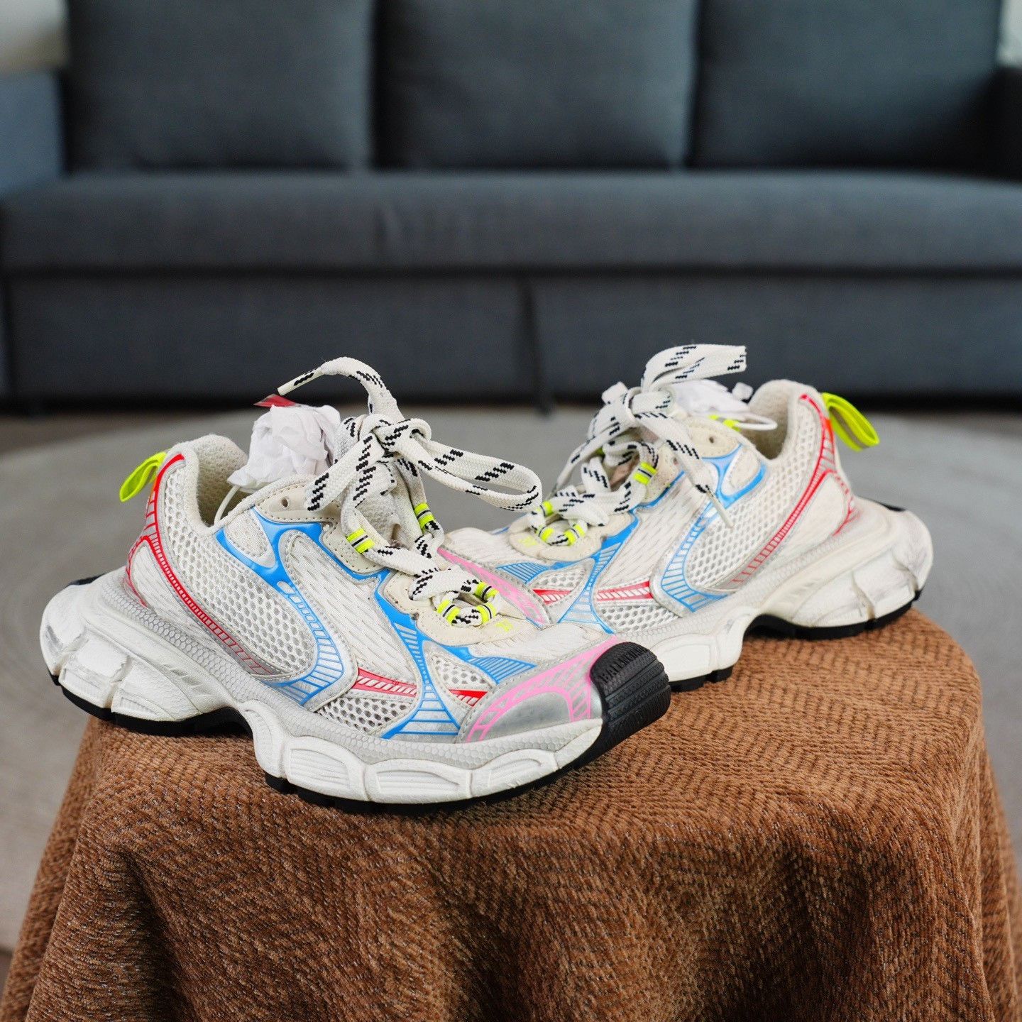 Balenciaga Balenciaga Blue Lowtop Sneakers us_7 Women Size US 7 / IT 37 - 2 Thumbnail
