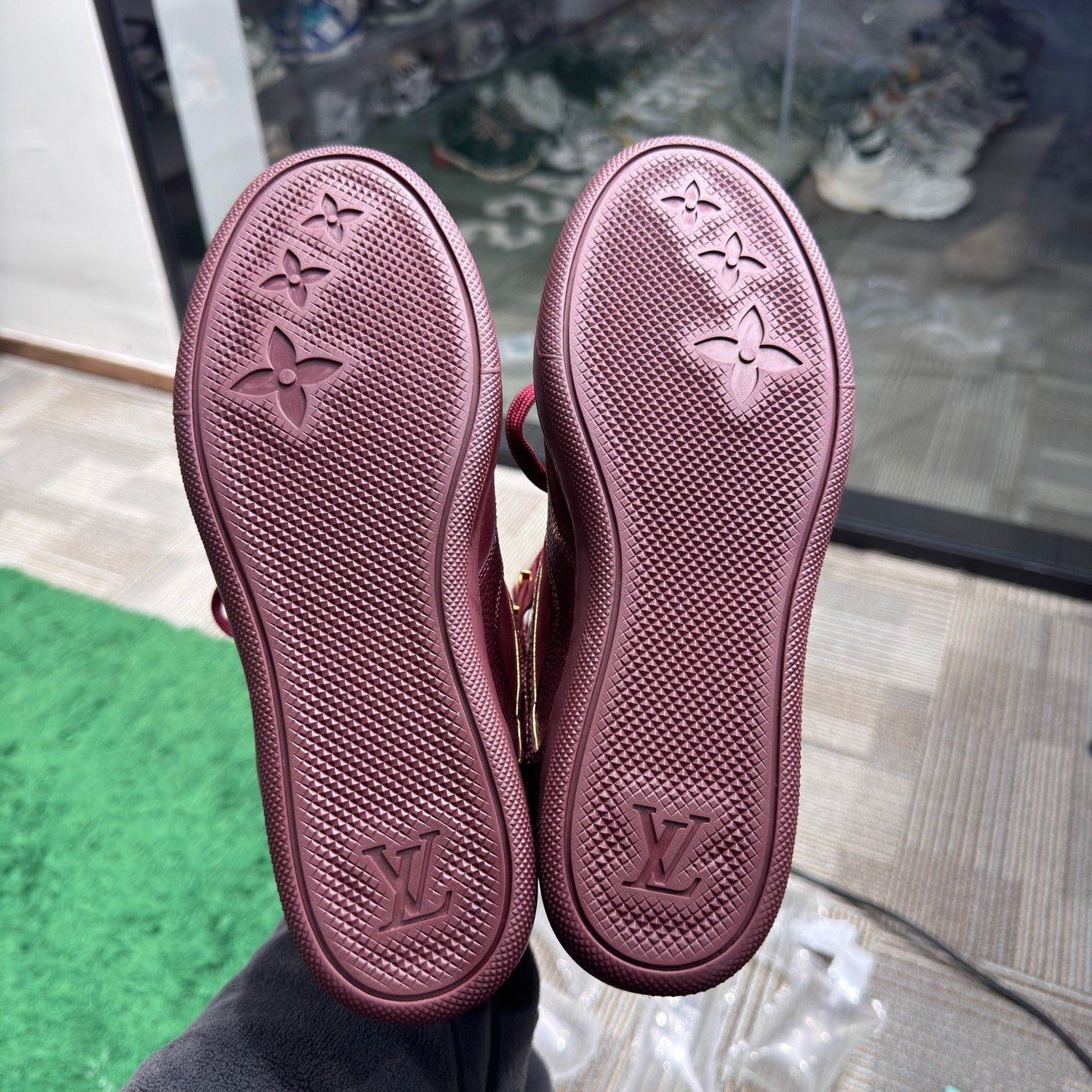 Louis Vuitton Louis Vuitton Suede Red Hitop Sneakers us_7 Women Size US 7 / IT 37 - 9 Thumbnail