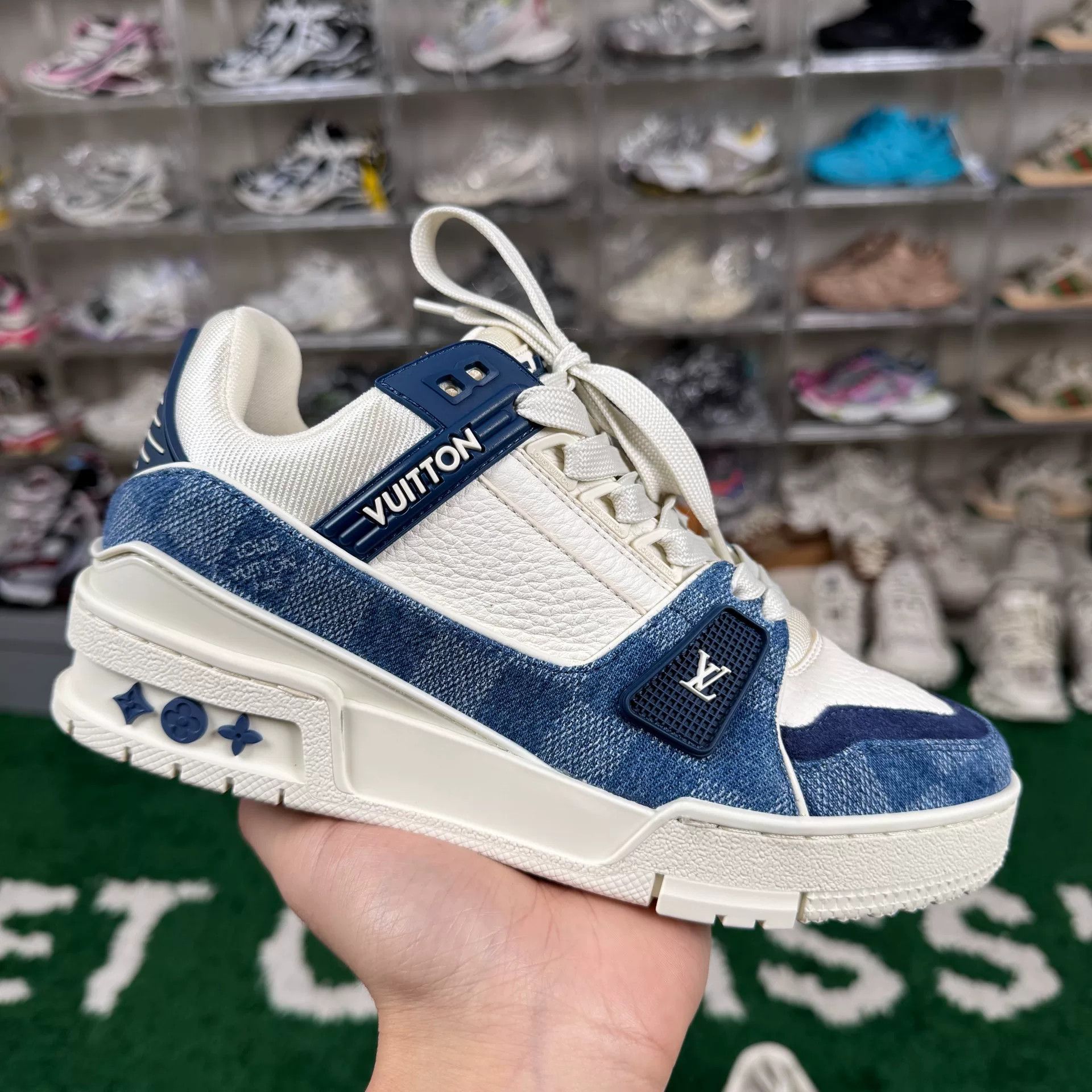Louis Vuitton Louis Vuitton Training Blue Lowtop Sneakers us_6-5 Women Size US 6.5 / IT 36.5 - 2 Thumbnail