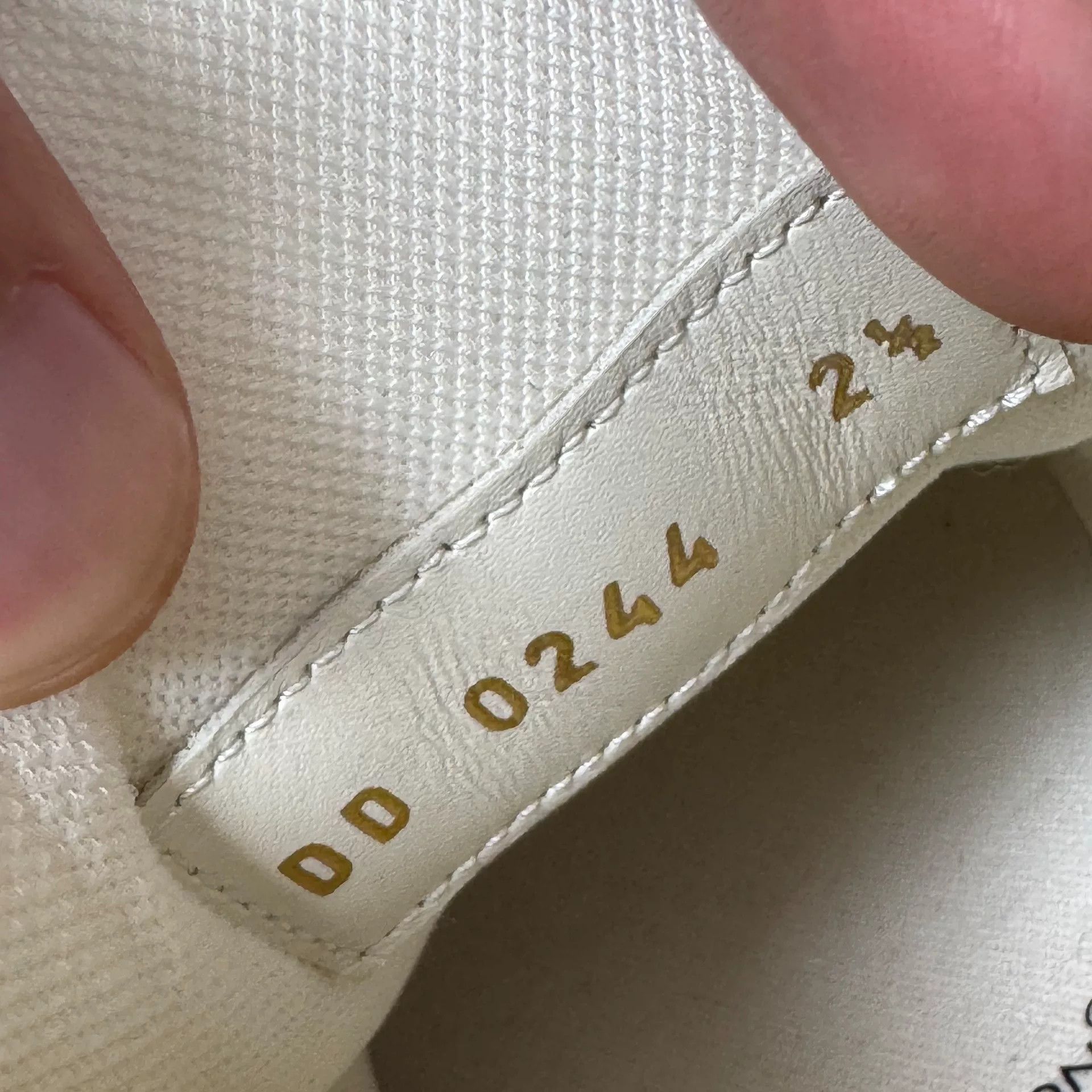 Louis Vuitton Louis Vuitton Training Blue Lowtop Sneakers us_6-5 Women Size US 6.5 / IT 36.5 - 7 Thumbnail