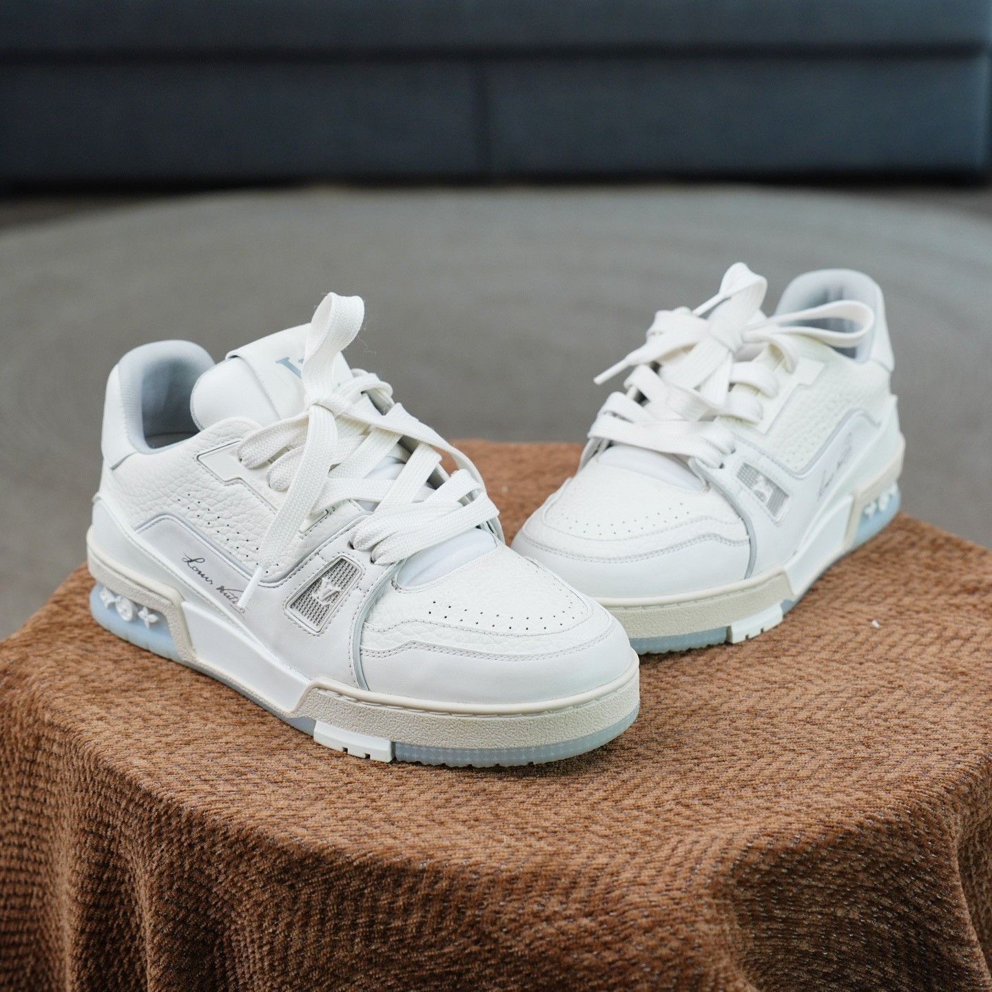 Louis Vuitton Louis Vuitton Training White Lowtop Sneakers us_6-5 Women Size US 6.5 / IT 36.5 - 3 Thumbnail