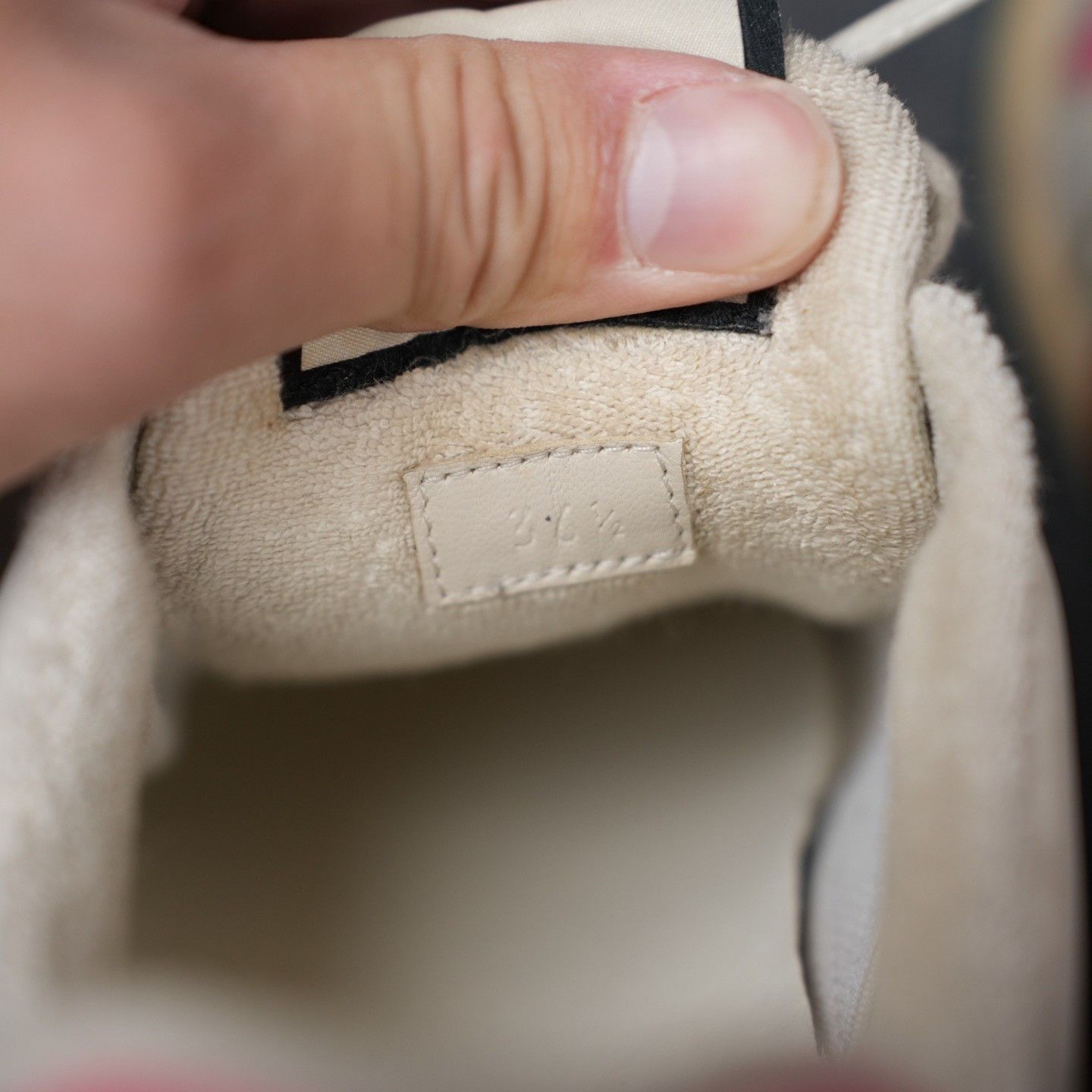 Gucci Gucci Distressed Pink Lowtop Sneakers us_6-5 Women Size US 6.5 / IT 36.5 - 7 Thumbnail