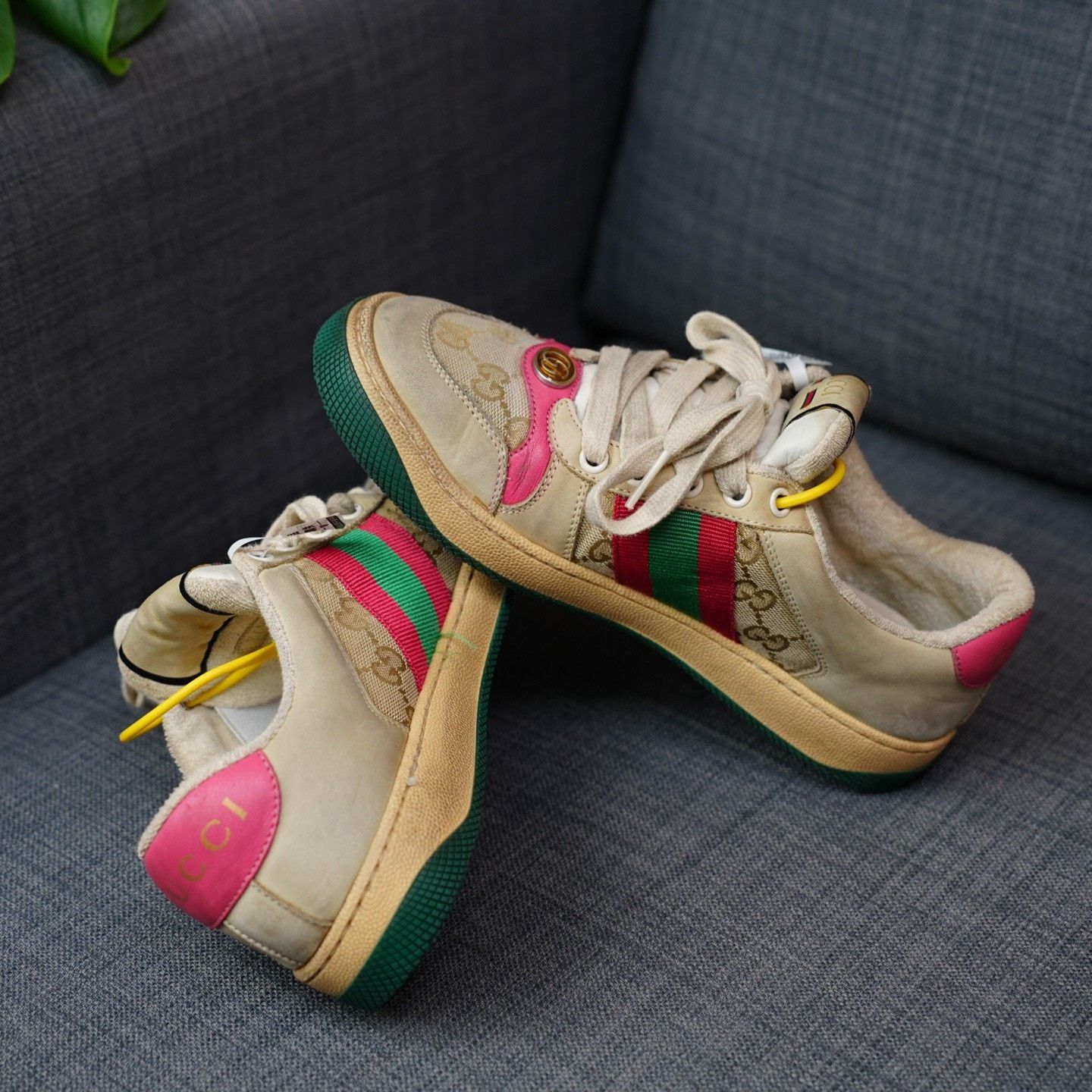 Gucci Gucci Distressed Pink Lowtop Sneakers us_6-5 Women Size US 6.5 / IT 36.5 - 7 Thumbnail