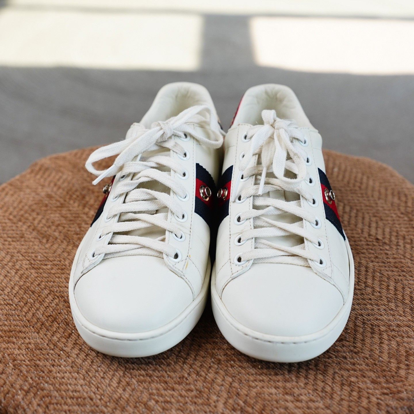 Gucci Gucci White Lowtop Sneakers us_6-5 Women Size US 6.5 / IT 36.5 - 4 Thumbnail