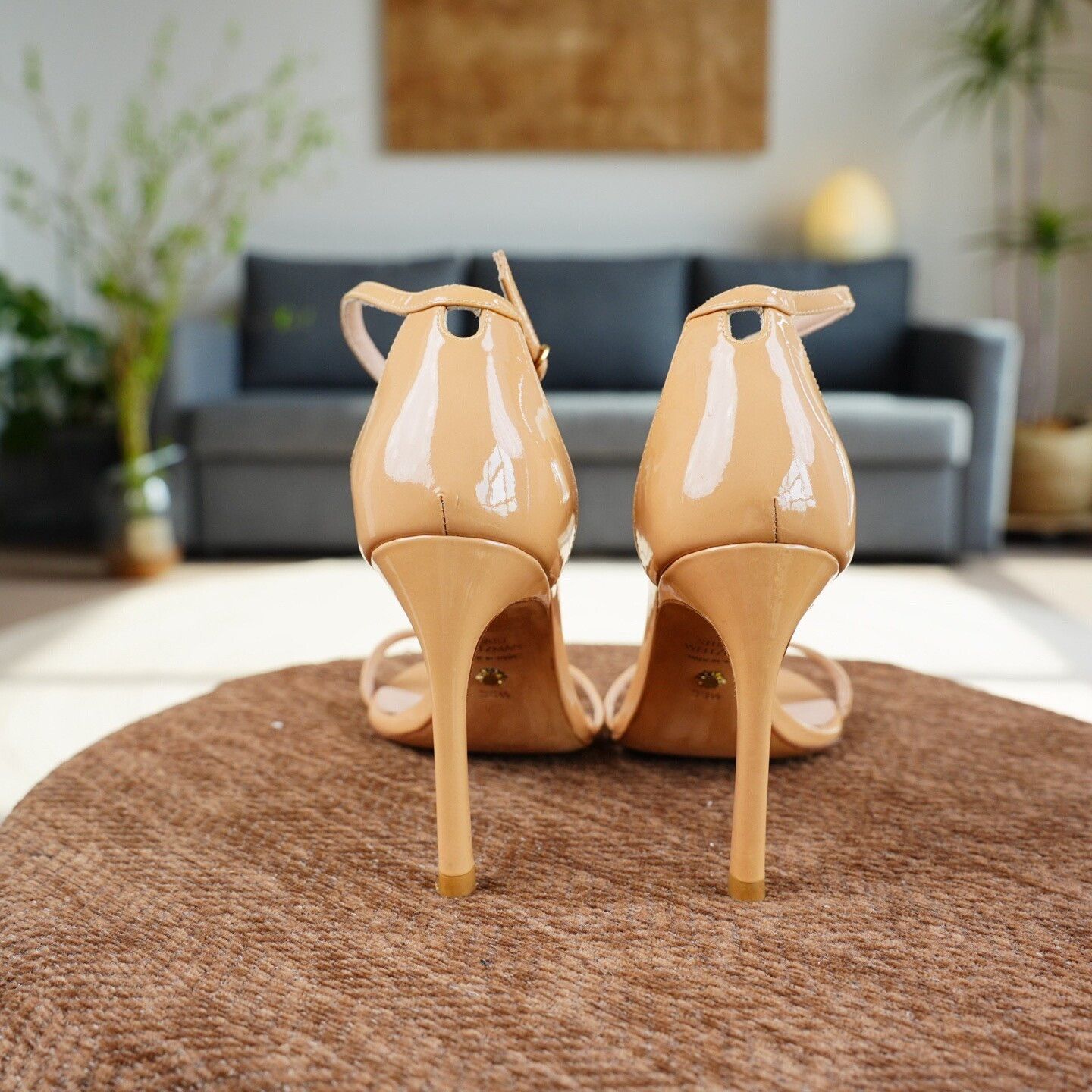 Stuart Weitzman Stuart Weitzman Patent Beige Sandals us_6-5 Women Size US 6.5 / IT 36.5 - 6 Thumbnail