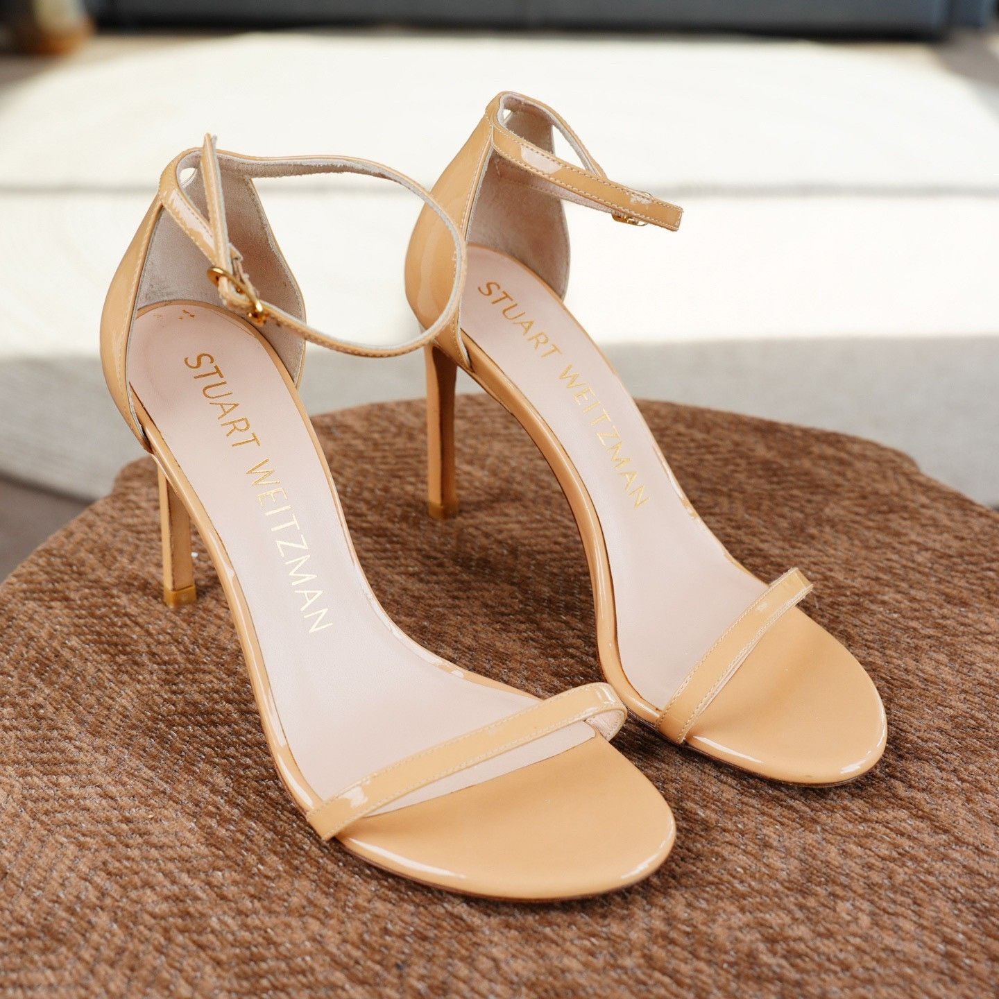 Stuart Weitzman Stuart Weitzman Patent Beige Sandals us_6-5 Women Size US 6.5 / IT 36.5 - 4 Thumbnail