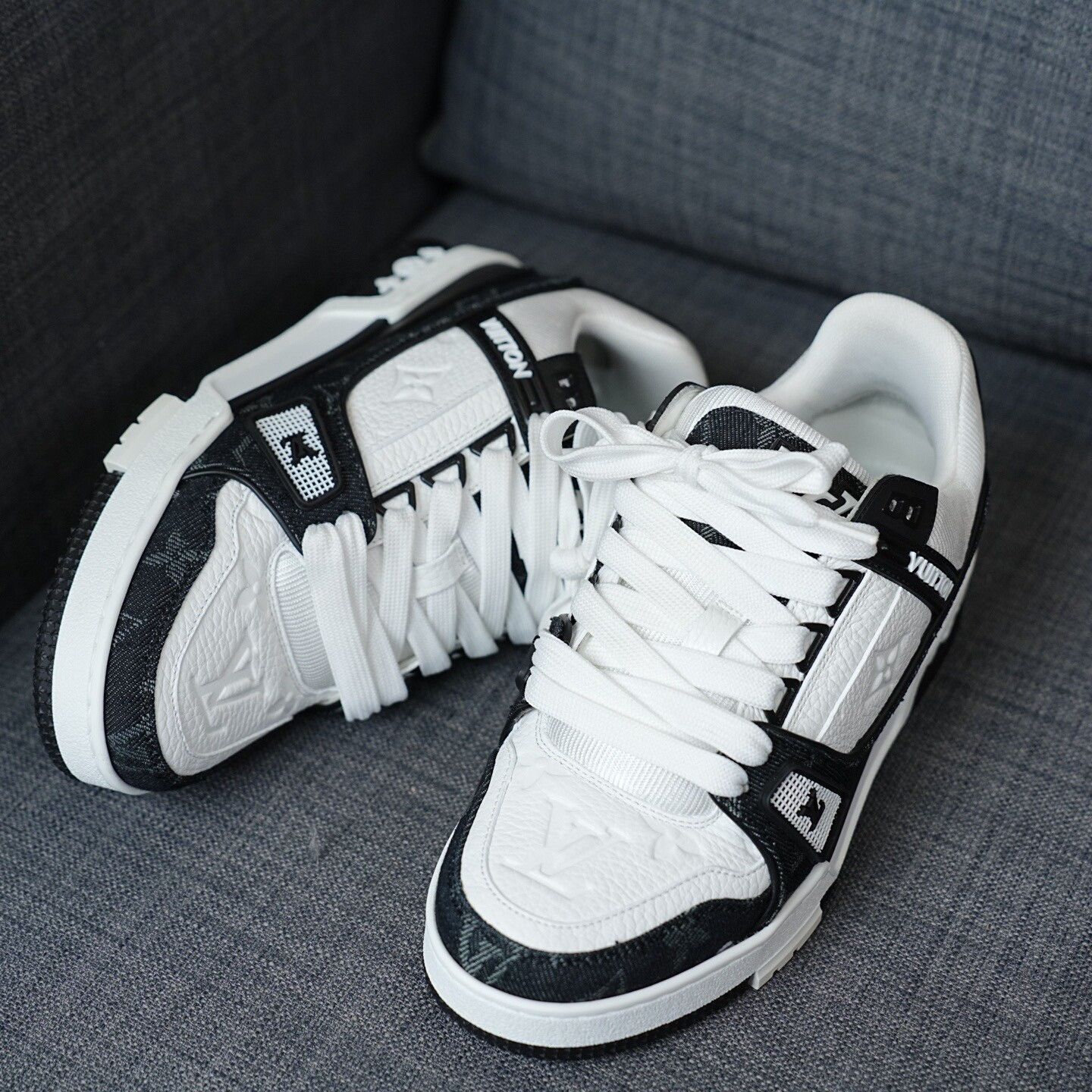 Louis Vuitton Louis Vuitton Training Denim Black Lowtop Sneakers Women Size US 6.5 / IT 36.5 - 2 Thumbnail