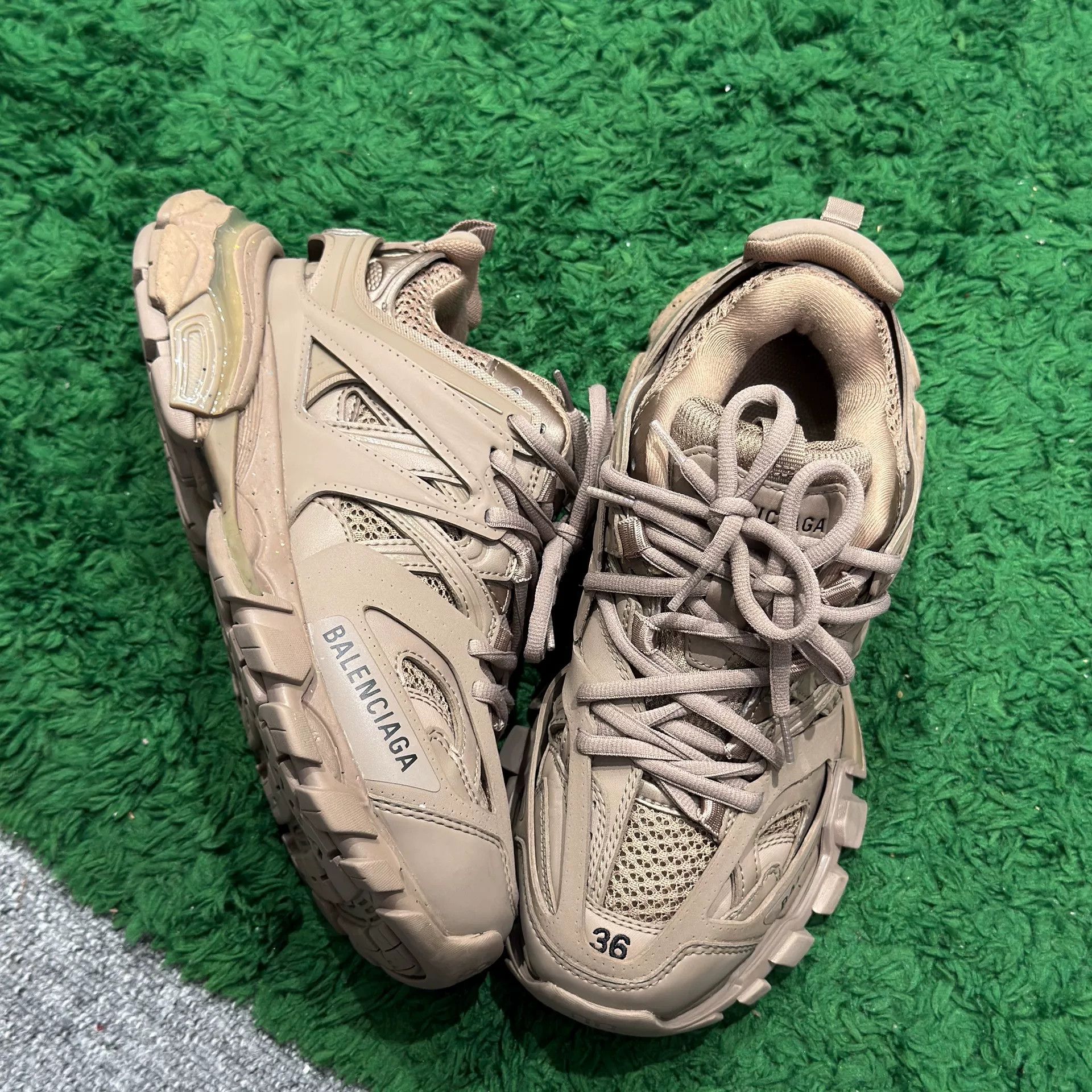 Balenciaga Balenciaga Brown Lowtop Sneakers us_6 Women Size US 6 / IT 36 - 2 Thumbnail