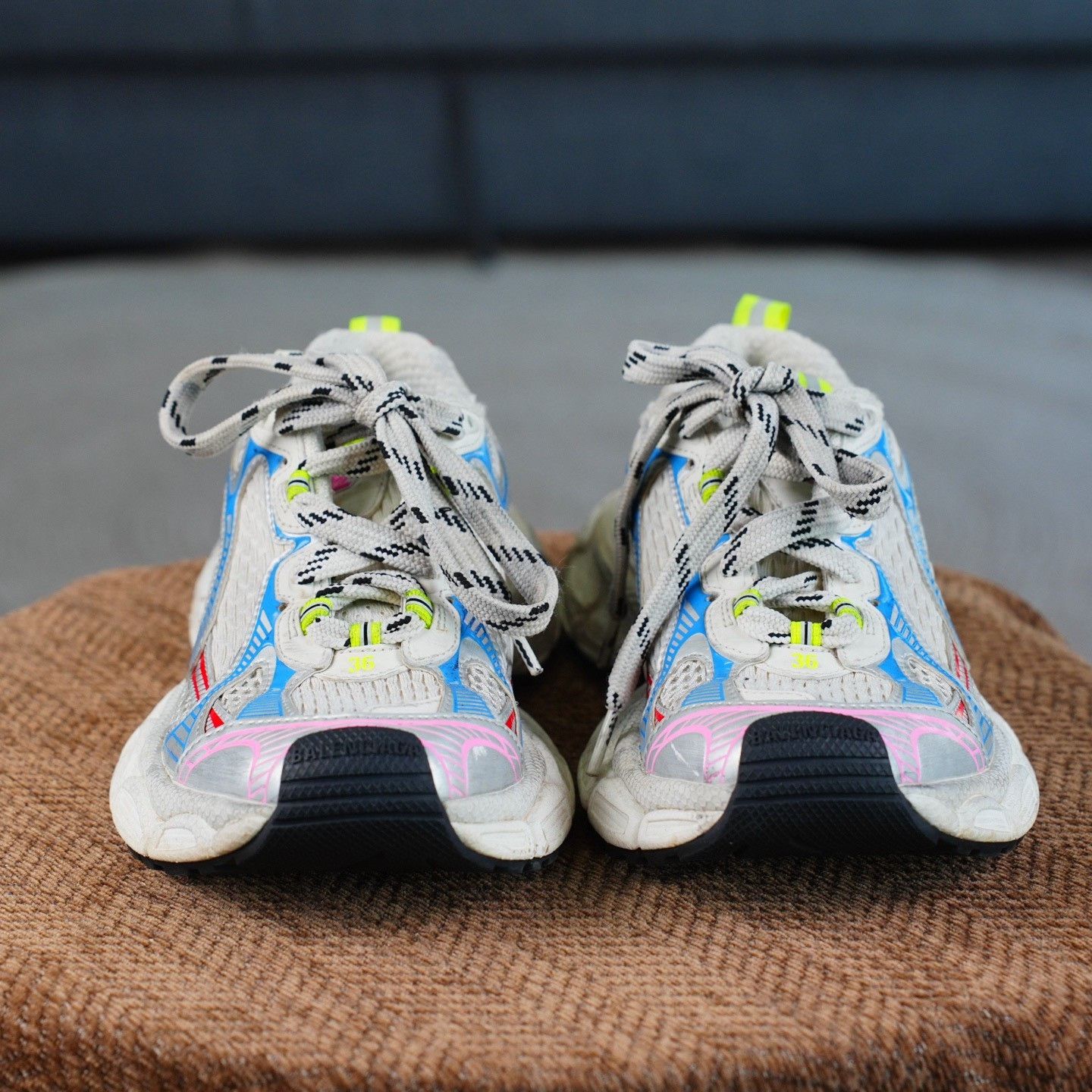 Balenciaga Balenciaga Blue Lowtop Sneakers us_6 Women Size US 6 / IT 36 - 3 Thumbnail