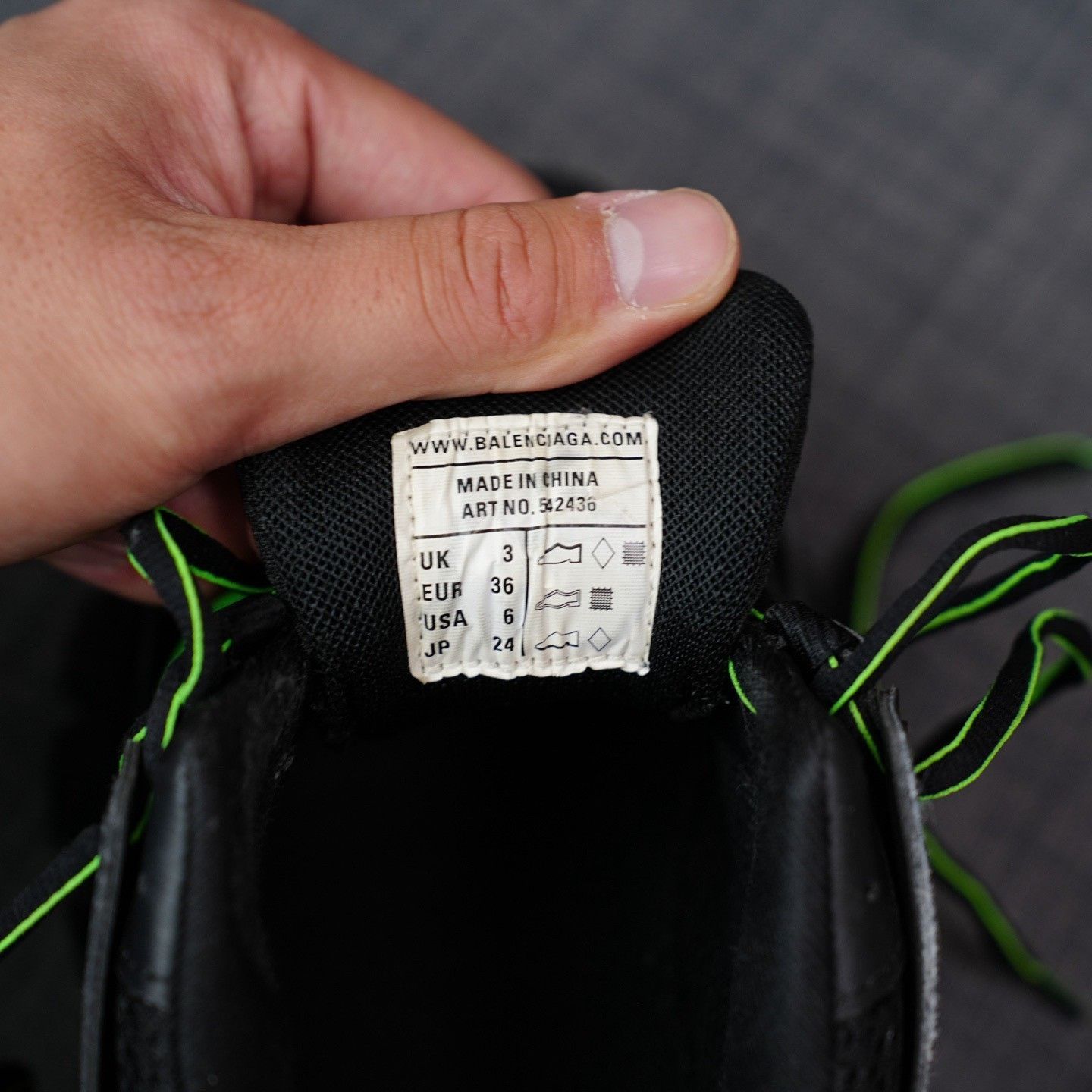 Balenciaga Balenciaga Green Lowtop Sneakers us_6 Women Size US 6 / IT 36 - 9 Thumbnail