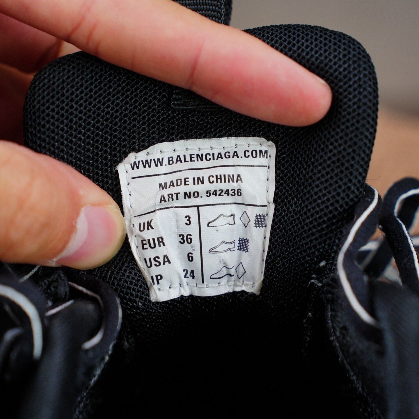 Balenciaga Balenciaga Black Lowtop Sneakers us_6 Women Size US 6 / IT 36 - 6 Thumbnail