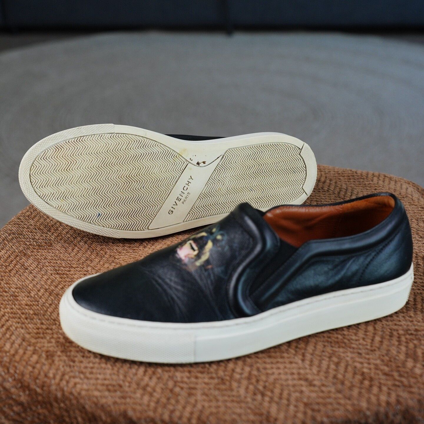Givenchy Givenchy Black Lowtop Sneakers us_6 Women Size US 6 / IT 36 - 7 Thumbnail