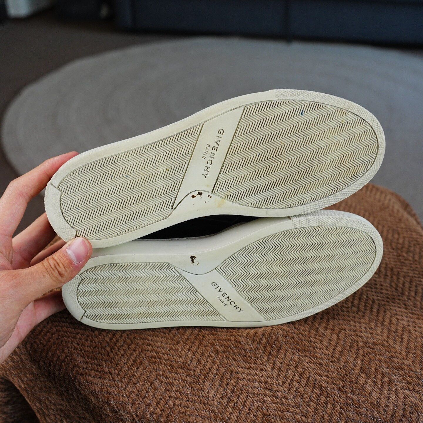 Givenchy Givenchy Black Lowtop Sneakers us_6 Women Size US 6 / IT 36 - 9 Thumbnail