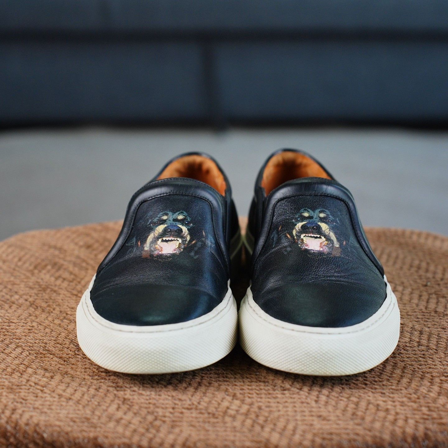Givenchy Givenchy Black Lowtop Sneakers us_6 Women Size US 6 / IT 36 - 3 Thumbnail