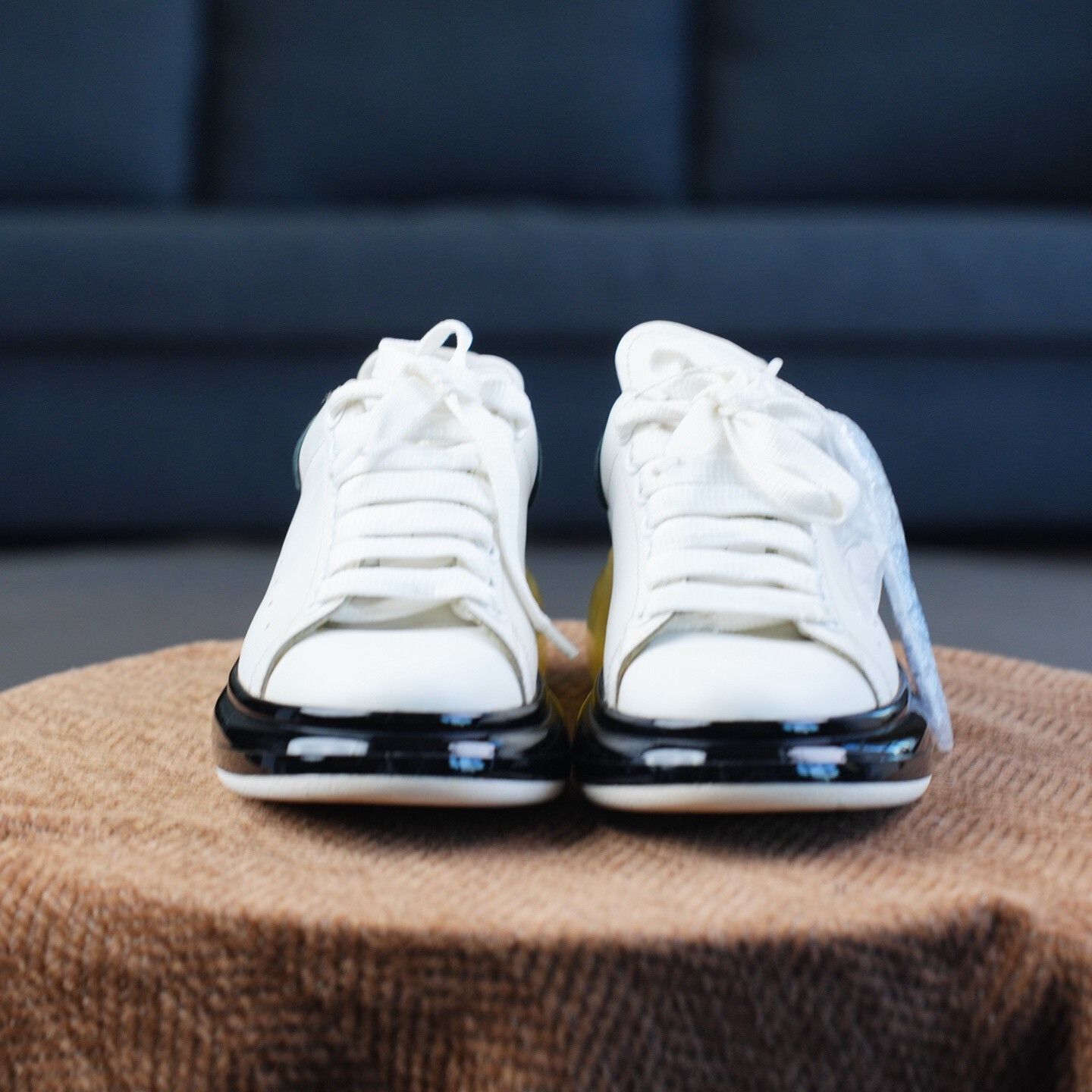 Alexander McQueen Alexander McQueen Black Lowtop Sneakers us_6 Women Size US 6 / IT 36 - 5 Thumbnail