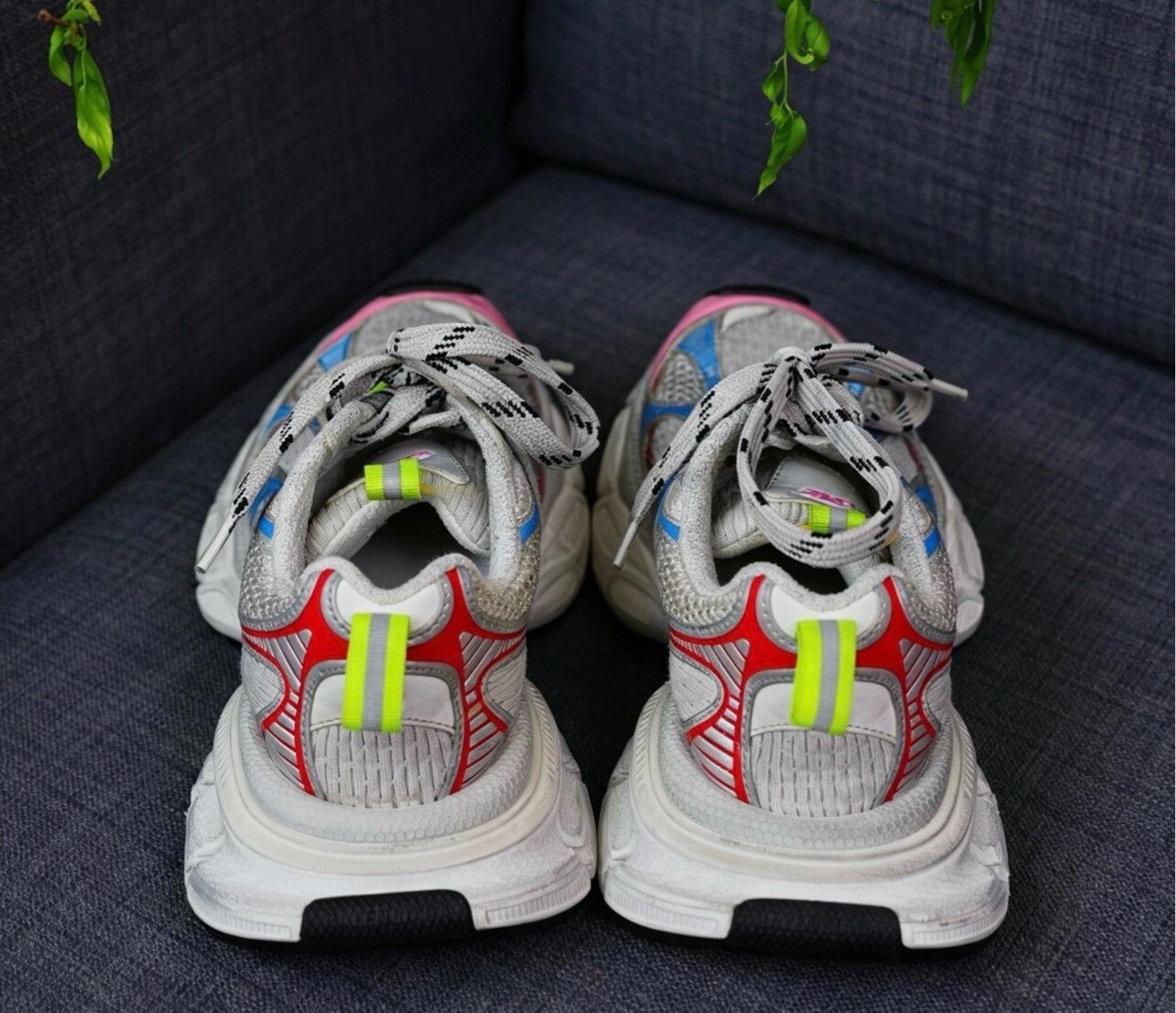 Balenciaga Balenciaga Blue Lowtop Sneakers us_6 Women Size US 6 / IT 36 - 5 Thumbnail