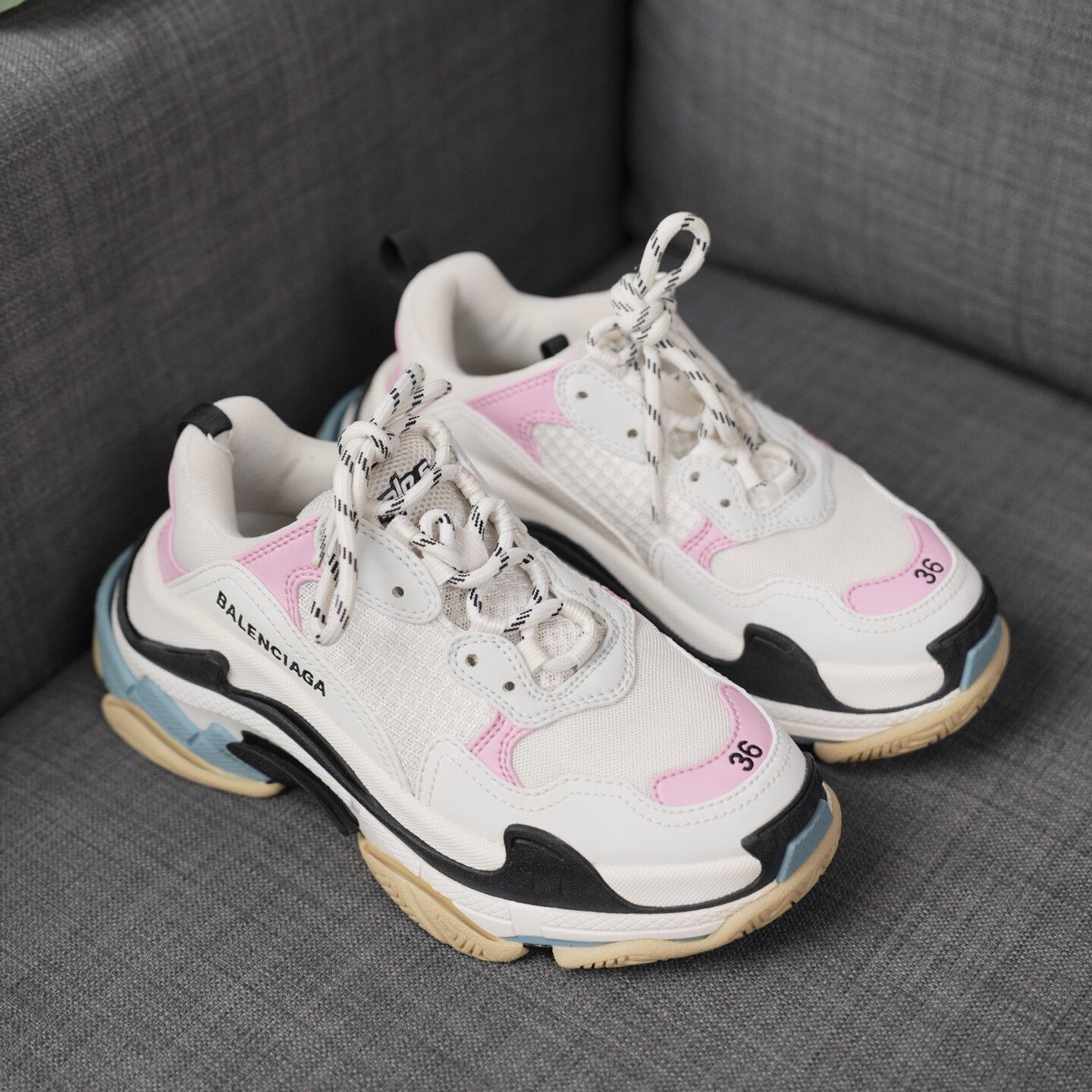 Balenciaga Balenciaga Pink Lowtop Sneakers us_6 Women Size US 6 / IT 36 - 5 Thumbnail