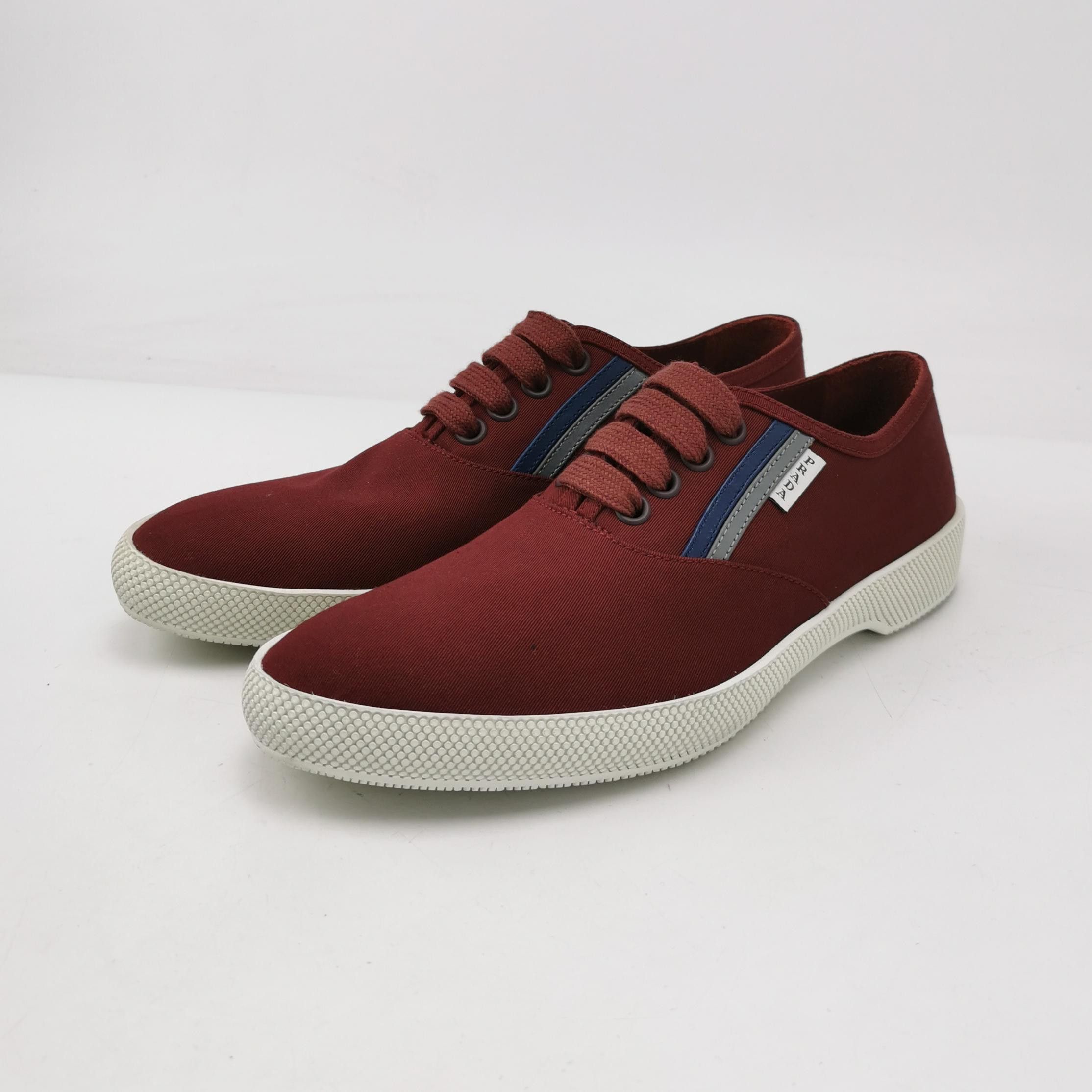 Prada Prada Burgundy Canvas Low-Top Sneakers 7 Size US 7 / EU 40 - 4 Thumbnail