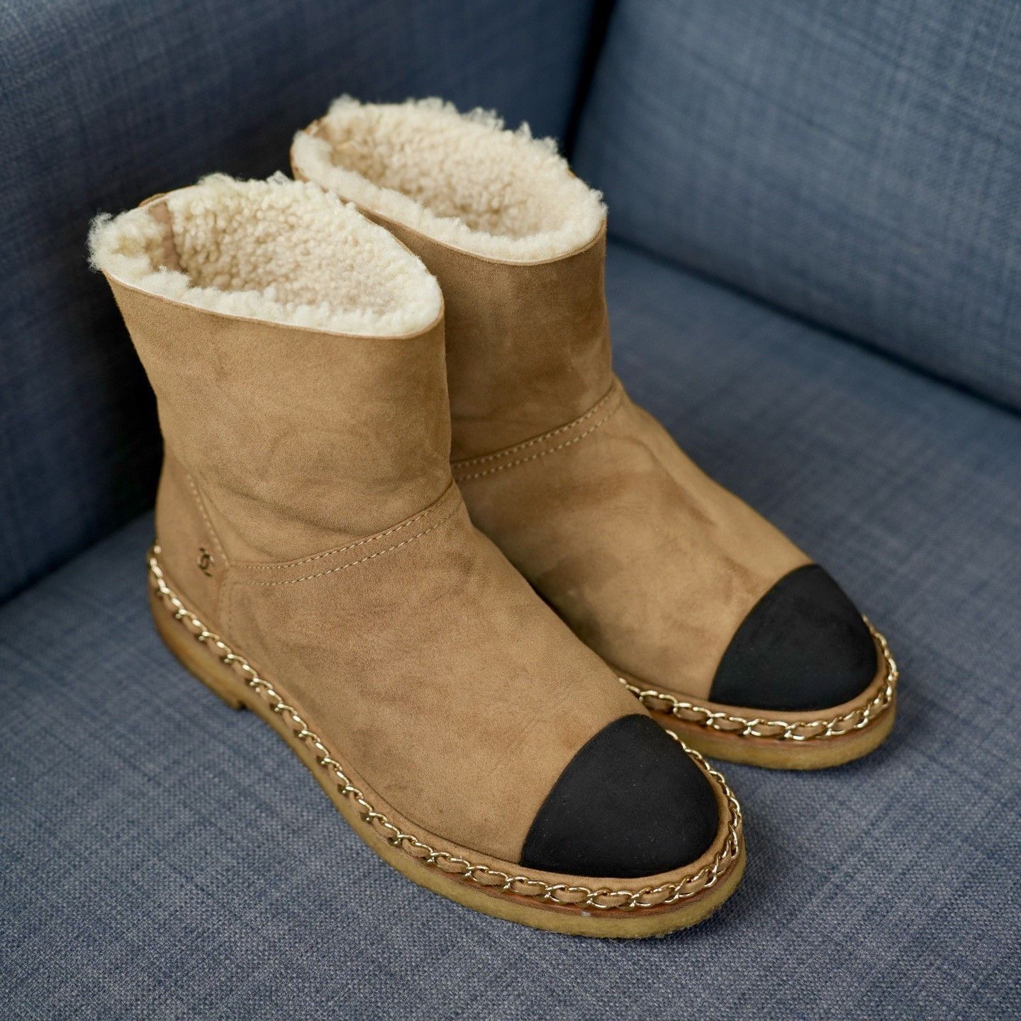 Chanel Chanel Suede Brown Boots us_6 Women Size US 6 / IT 36 - 5 Thumbnail