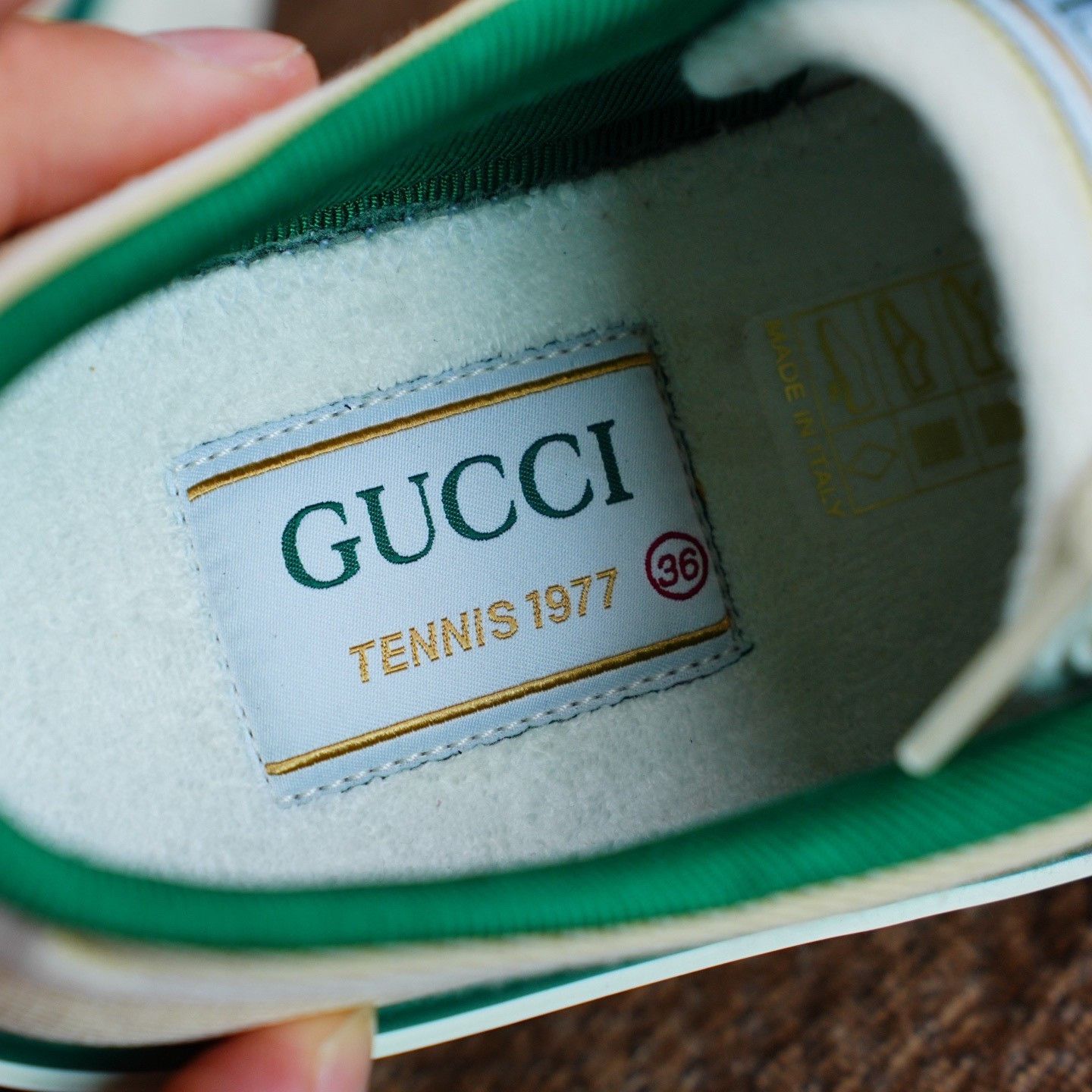 Gucci Gucci Casual Beige Lowtop Sneakers us_6 Women Size US 6 / IT 36 - 6 Thumbnail
