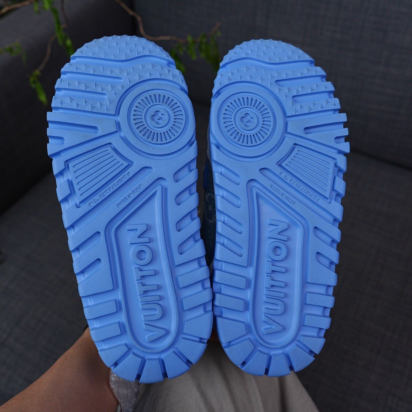 Louis Vuitton Louis Vuitton Training Blue Lowtop Sneakers us_6 Women Size US 6 / IT 36 - 8 Thumbnail