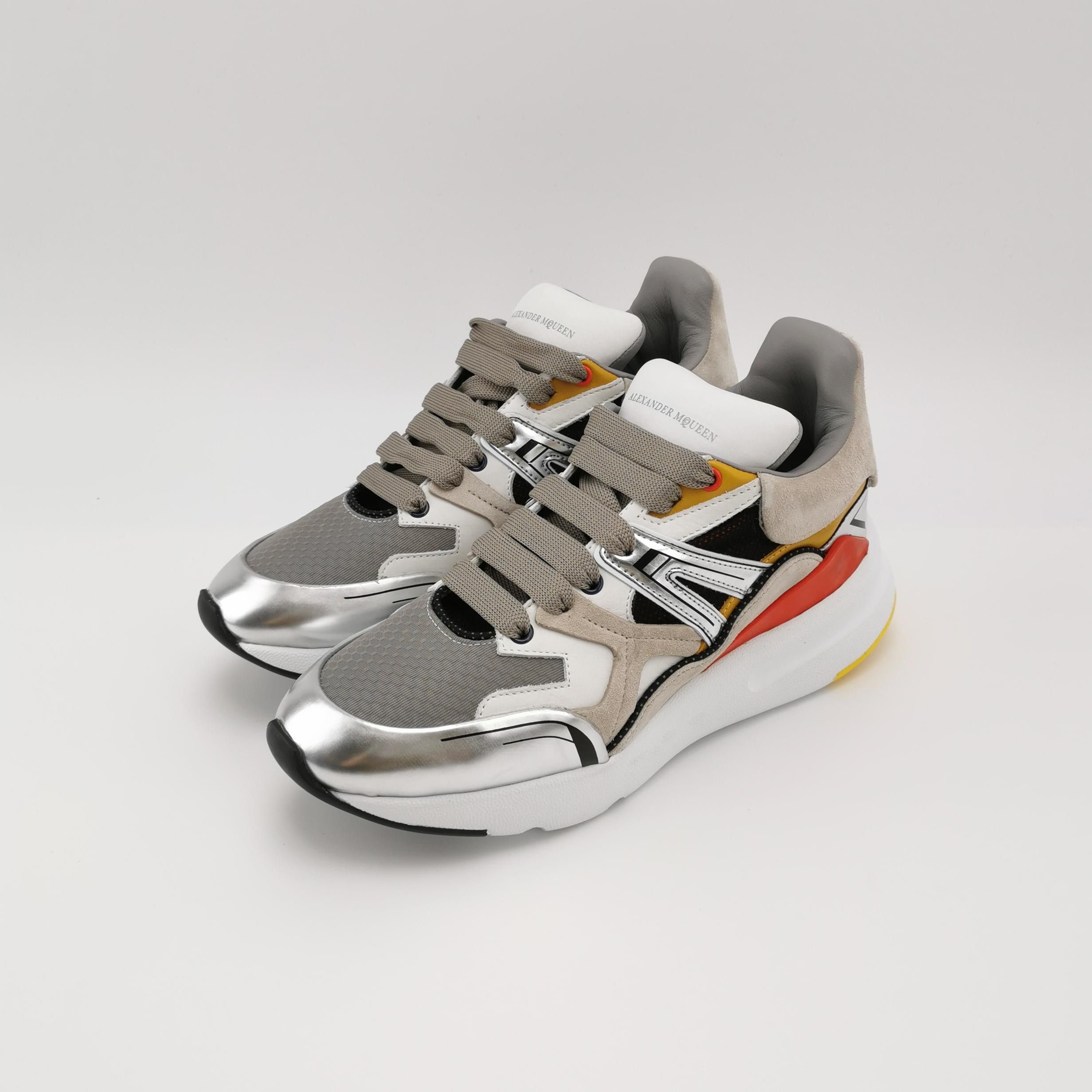 Alexander McQueen Alexander McQueen Metallic Mixed Media Sneakers EU 40 Size US 7 / EU 40 - 4 Thumbnail