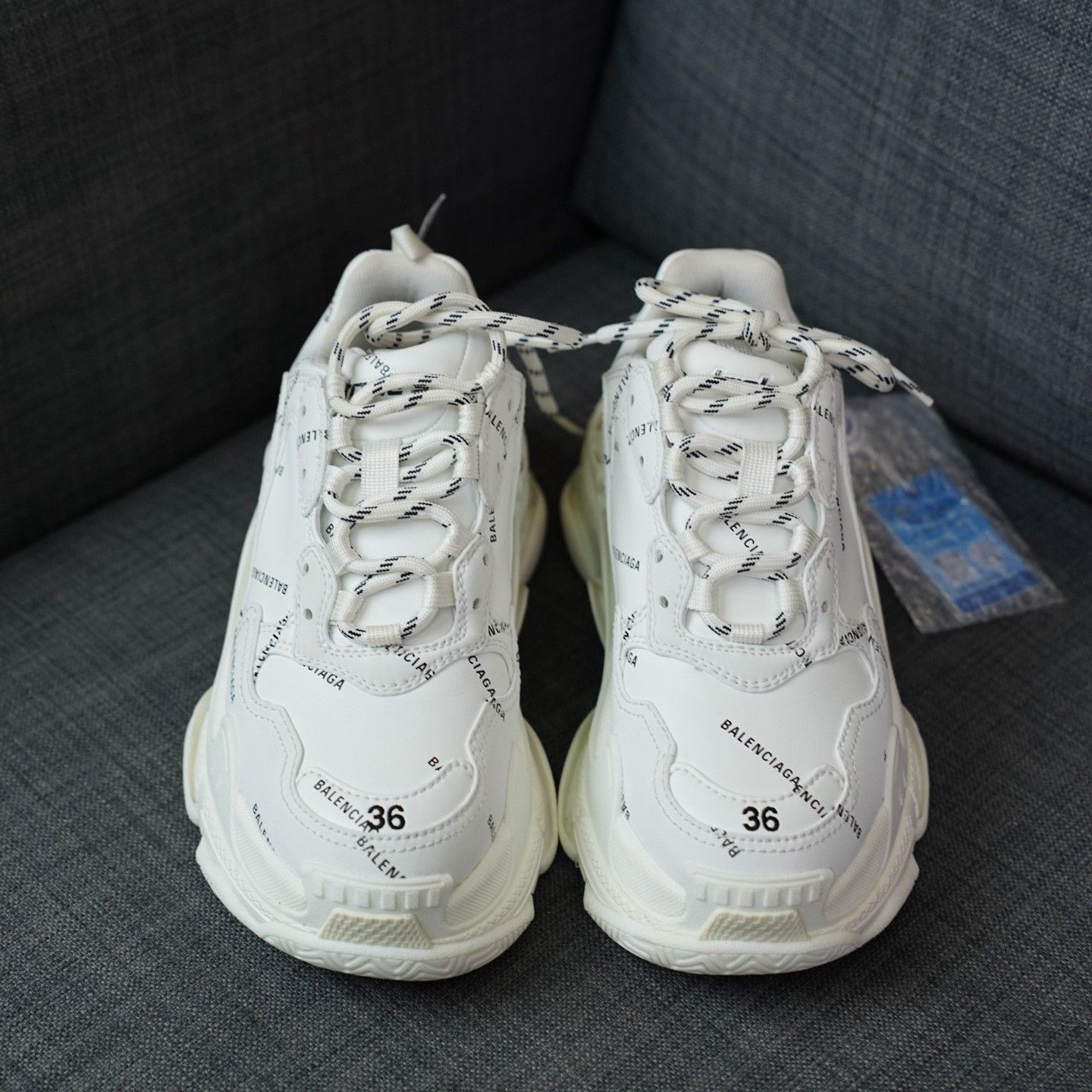 Balenciaga Balenciaga White Lowtop Sneakers us_6 Women Size US 6 / IT 36 - 4 Thumbnail