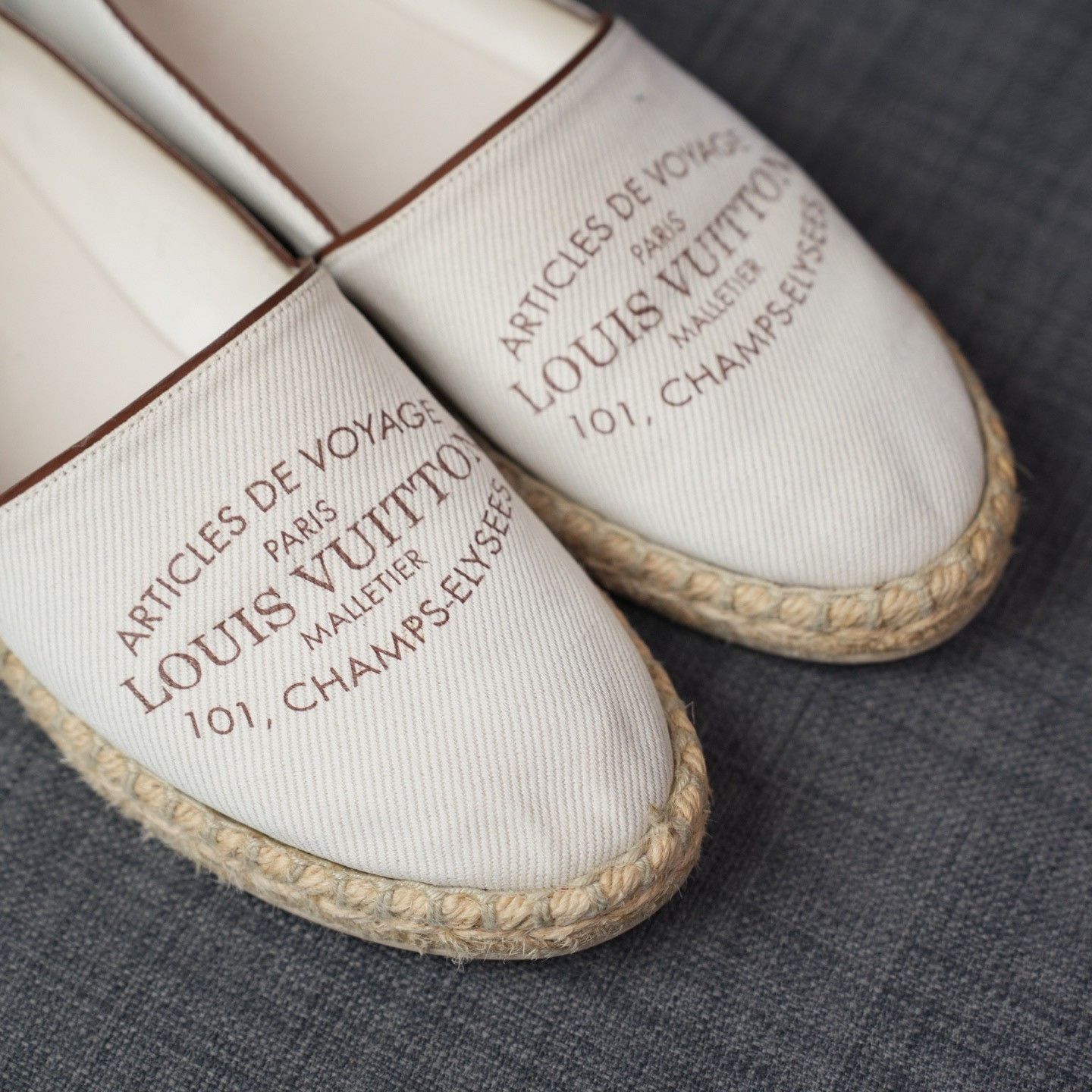Louis Vuitton Louis Vuitton Beige Lowtop Sneakers us_6 Women Size US 6 / IT 36 - 7 Thumbnail