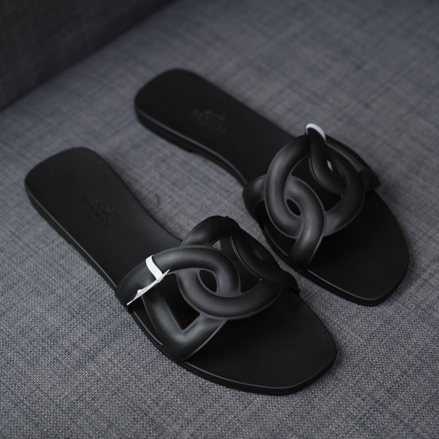 Hermes Hermes Leather Black Sandals us_6 Women Size US 6 / IT 36 - 4 Thumbnail