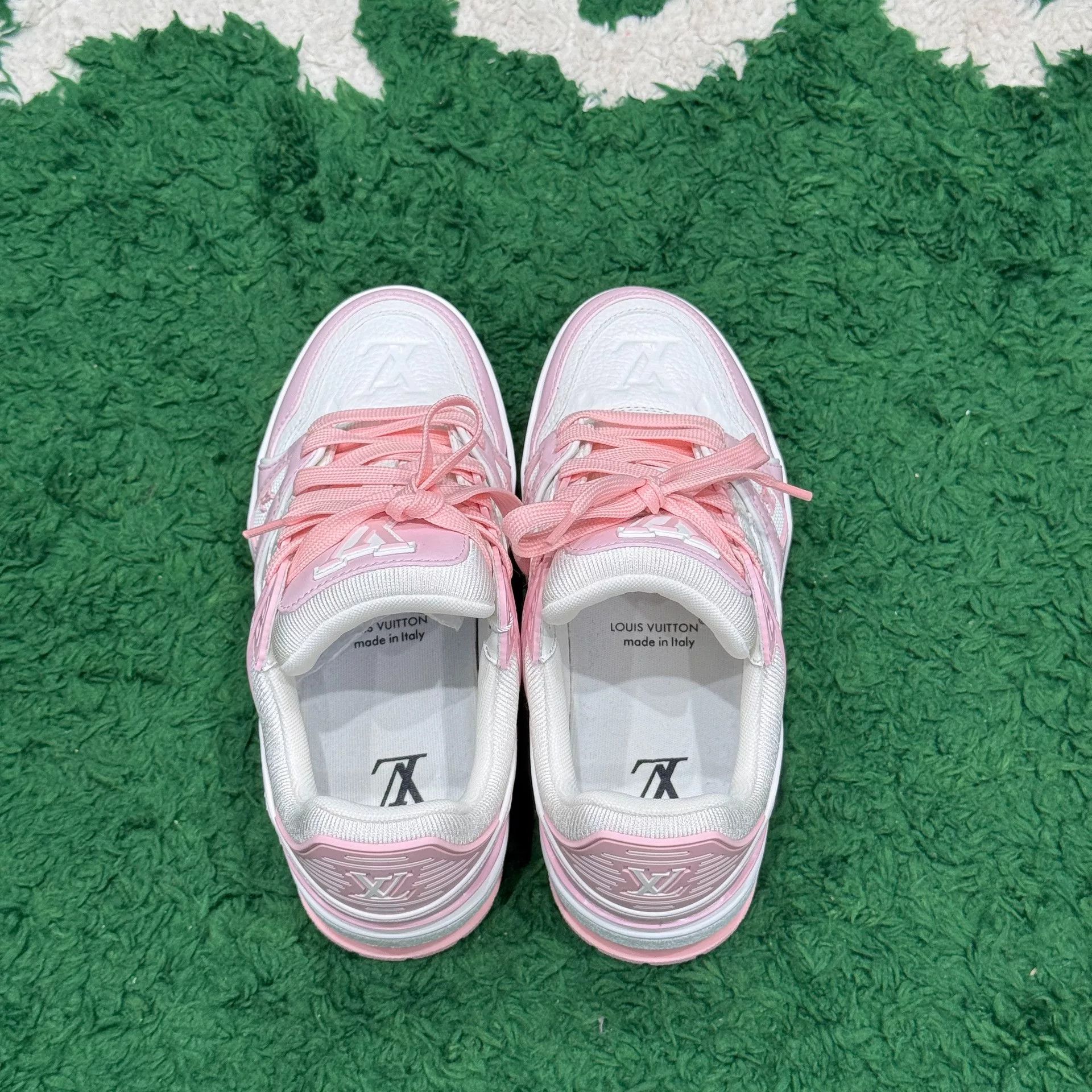Louis Vuitton Louis Vuitton Training Pink Lowtop Sneakers us_5-5 Women Size US 5.5 / IT 35.5 - 6 Thumbnail