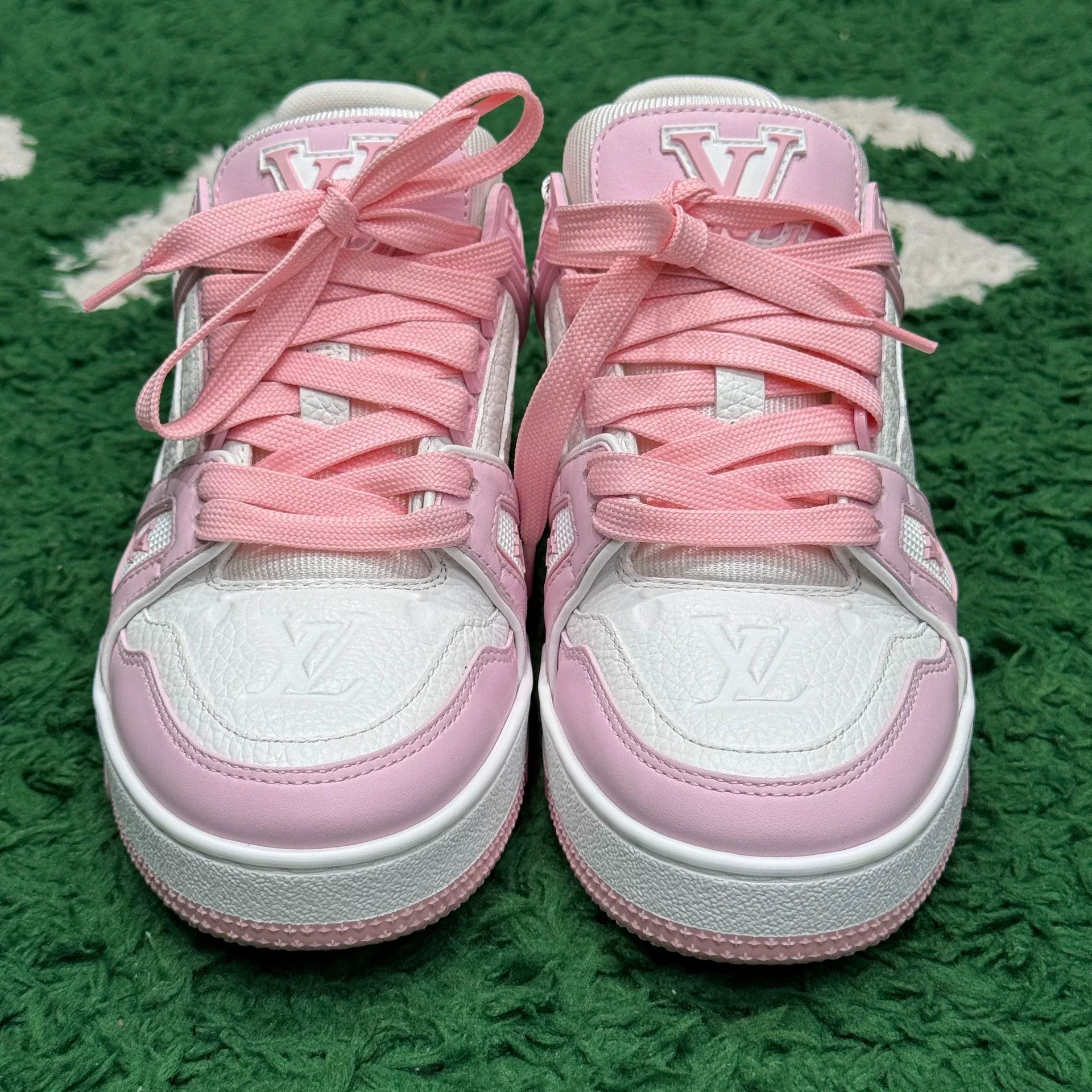 Louis Vuitton Louis Vuitton Training Pink Lowtop Sneakers us_5-5 Women Size US 5.5 / IT 35.5 - 3 Thumbnail