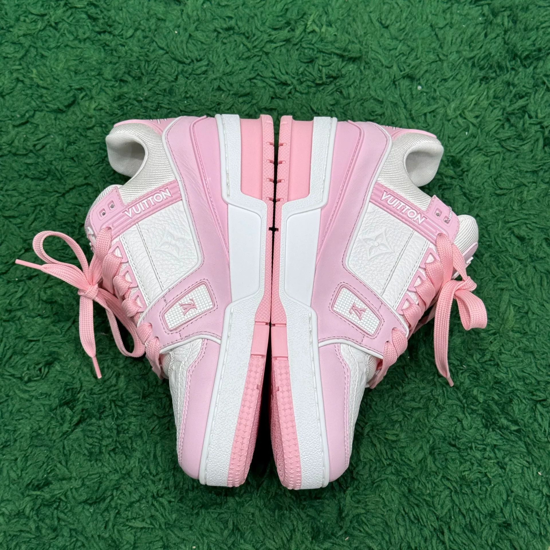 Louis Vuitton Louis Vuitton Training Pink Lowtop Sneakers us_5-5 Women Size US 5.5 / IT 35.5 - 5 Thumbnail