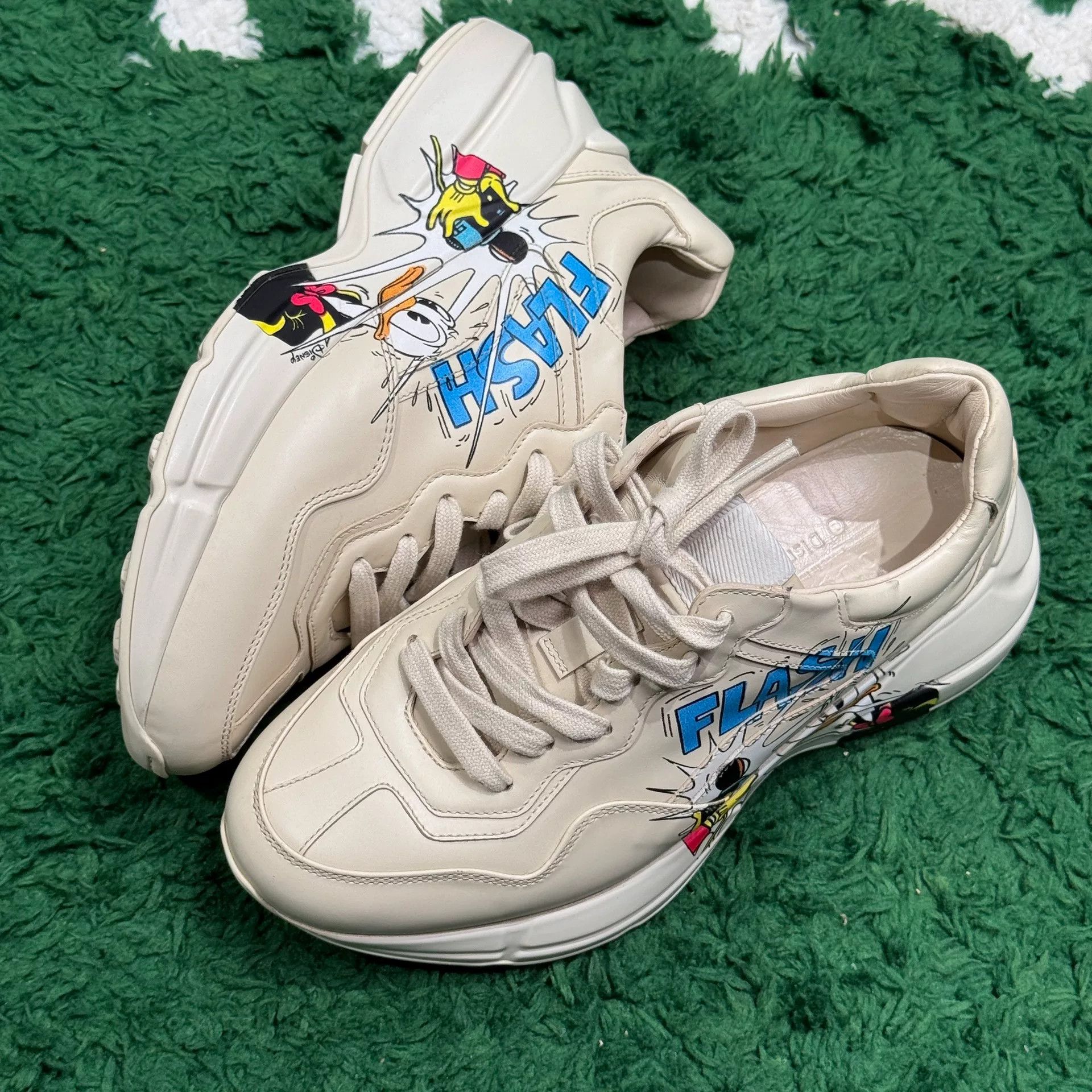 Gucci Gucci Printed White Lowtop Sneakers us_5-5 Women Size US 5.5 / IT 35.5 - 2 Thumbnail