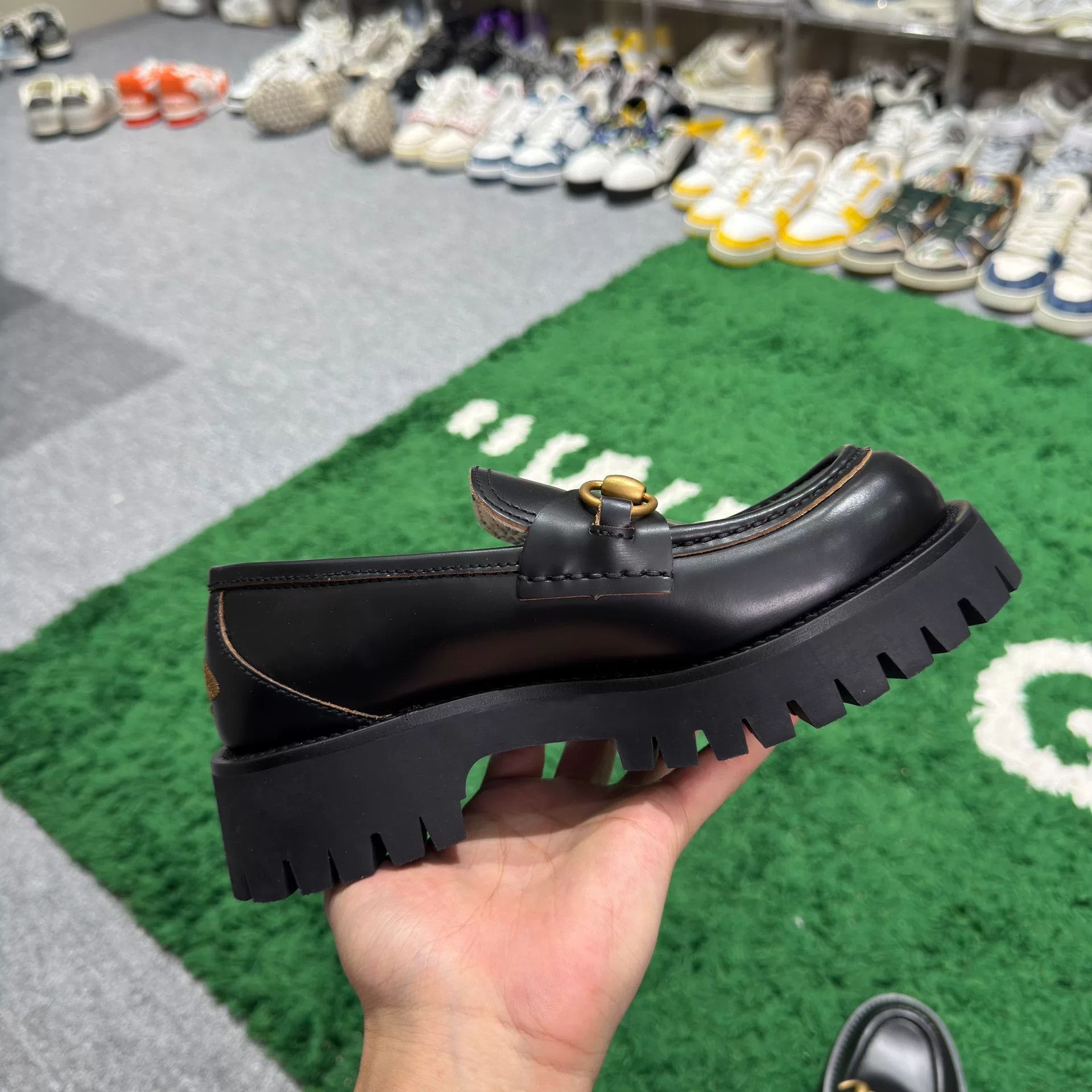 Gucci Gucci Black Lowtop Sneakers us_5-5 Women Size US 5.5 / IT 35.5 - 6 Thumbnail