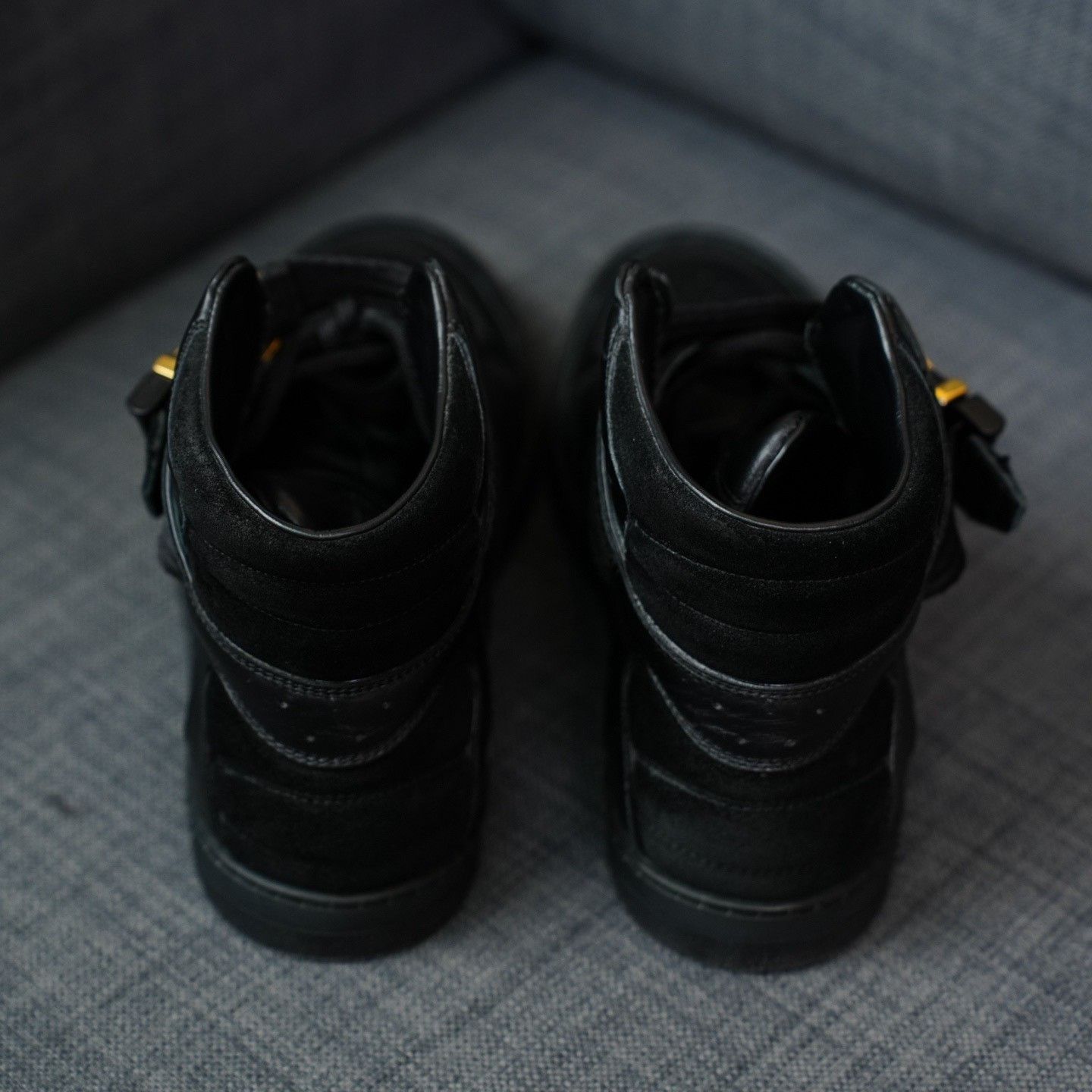 Louis Vuitton Louis Vuitton Black Hitop Sneakers us_5 Women Size US 5 / IT 35 - 6 Thumbnail