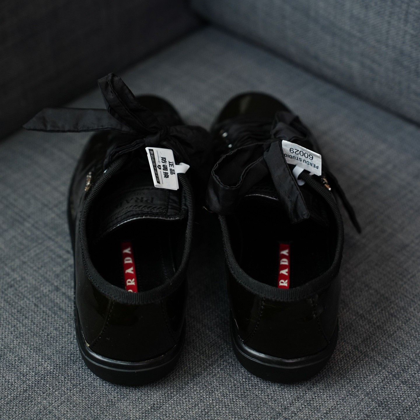 Prada Prada Casual Black Lowtop Sneakers us_5 Women Size US 5 / IT 35 - 6 Thumbnail