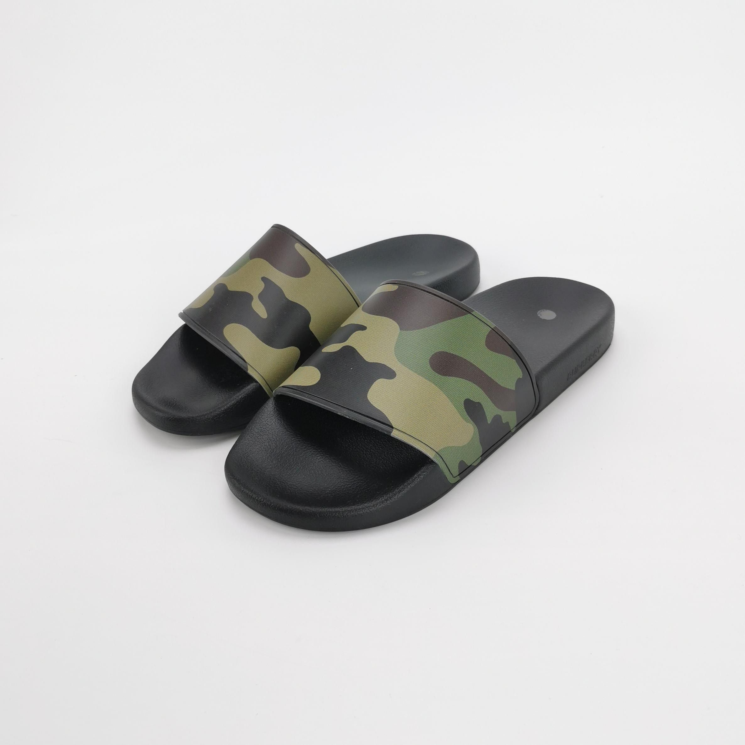 Burberry Burberry Camo Print Slides Size 42 Size US 9 / EU 42 - 3 Thumbnail