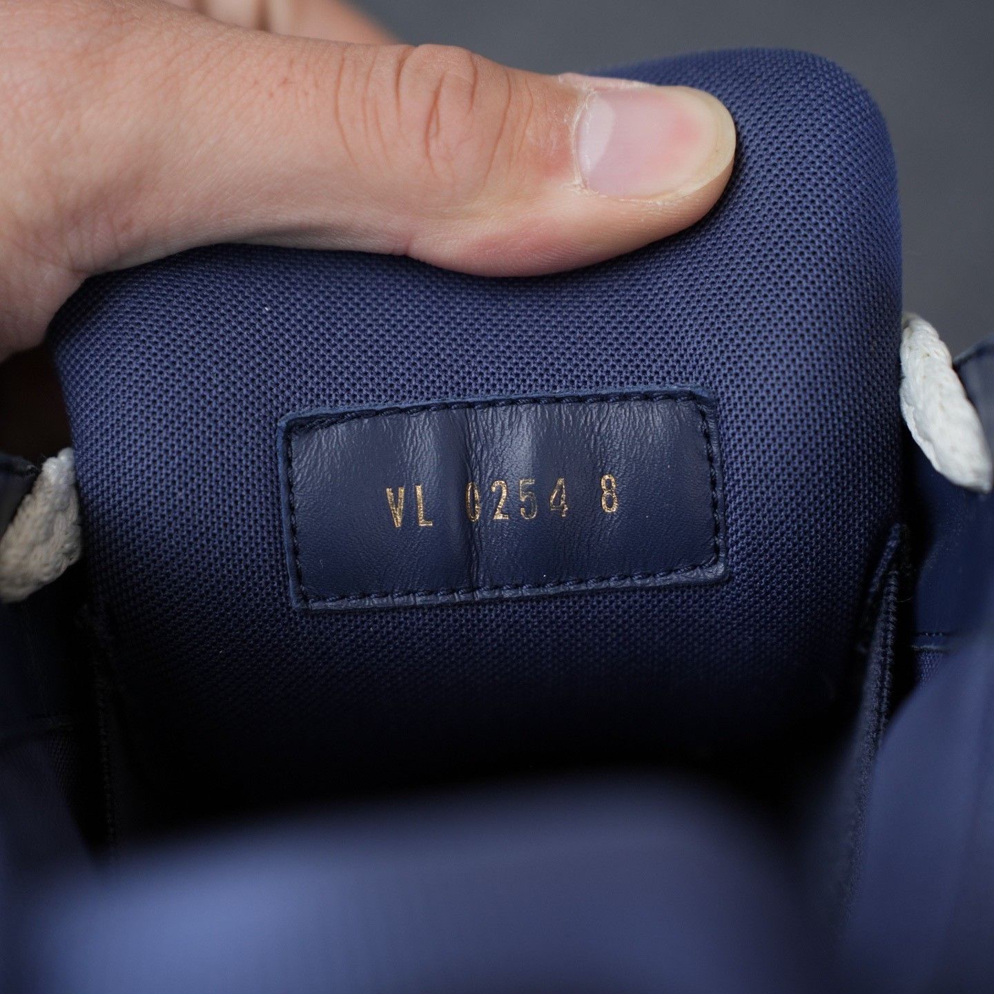 Louis Vuitton Louis Vuitton Training Blue Lowtop Sneakers 9 Men Size US 9 / EU 42 - 7 Thumbnail